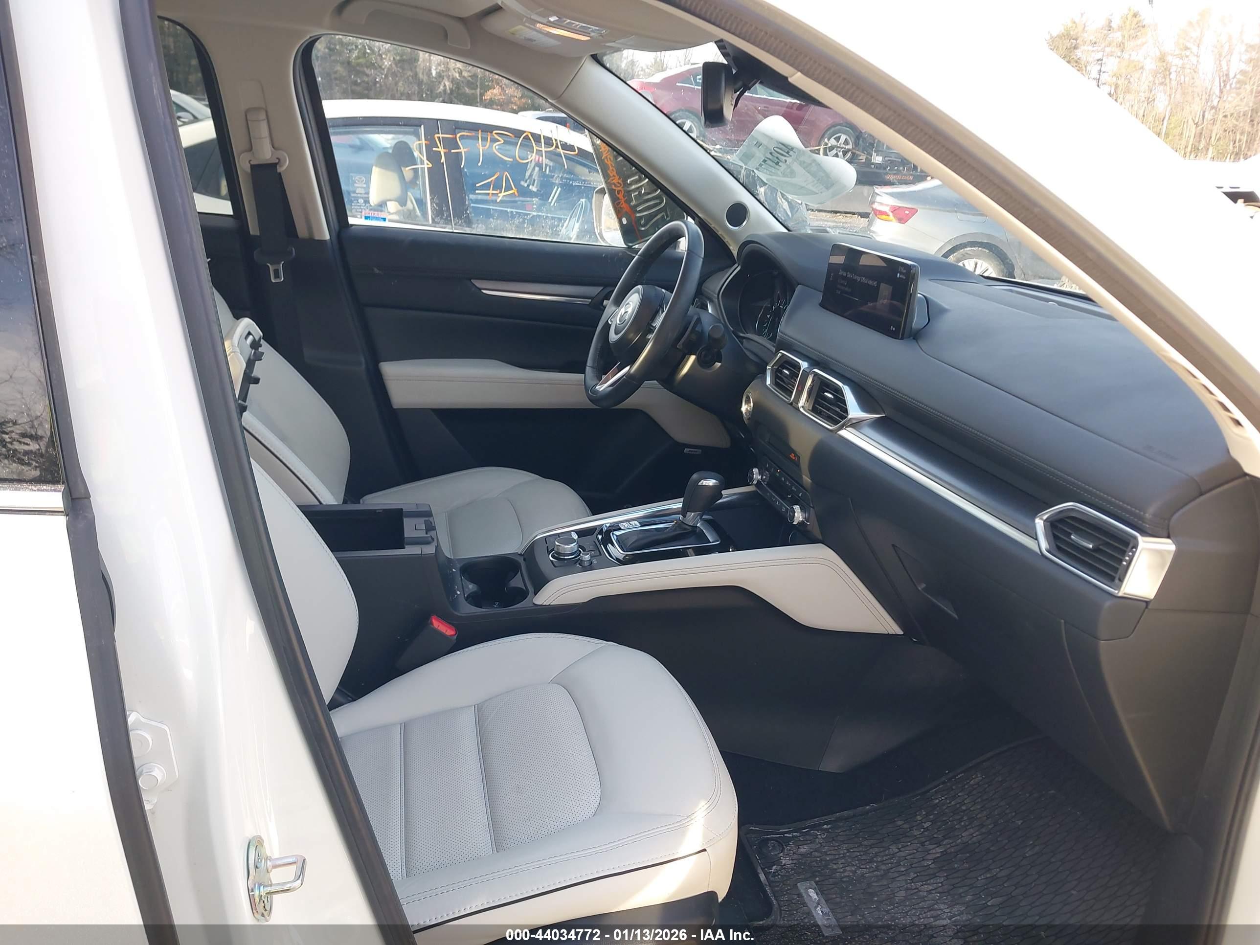 MAZDA CX-5 image 5