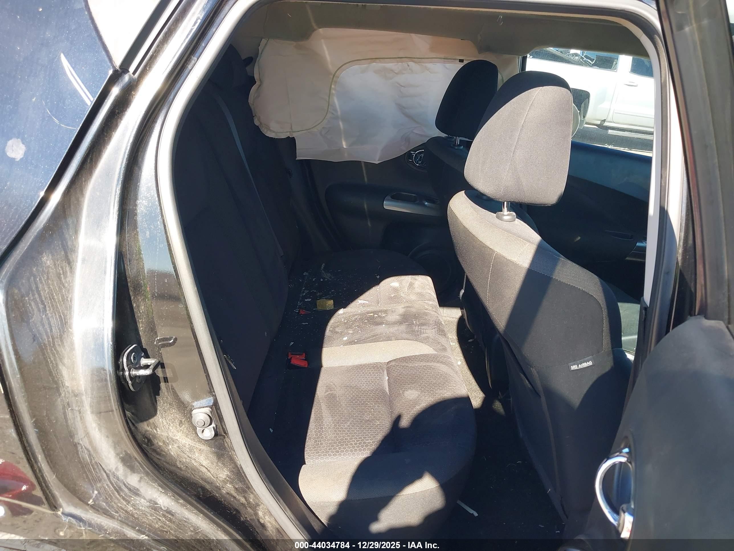 NISSAN JUKE image 8