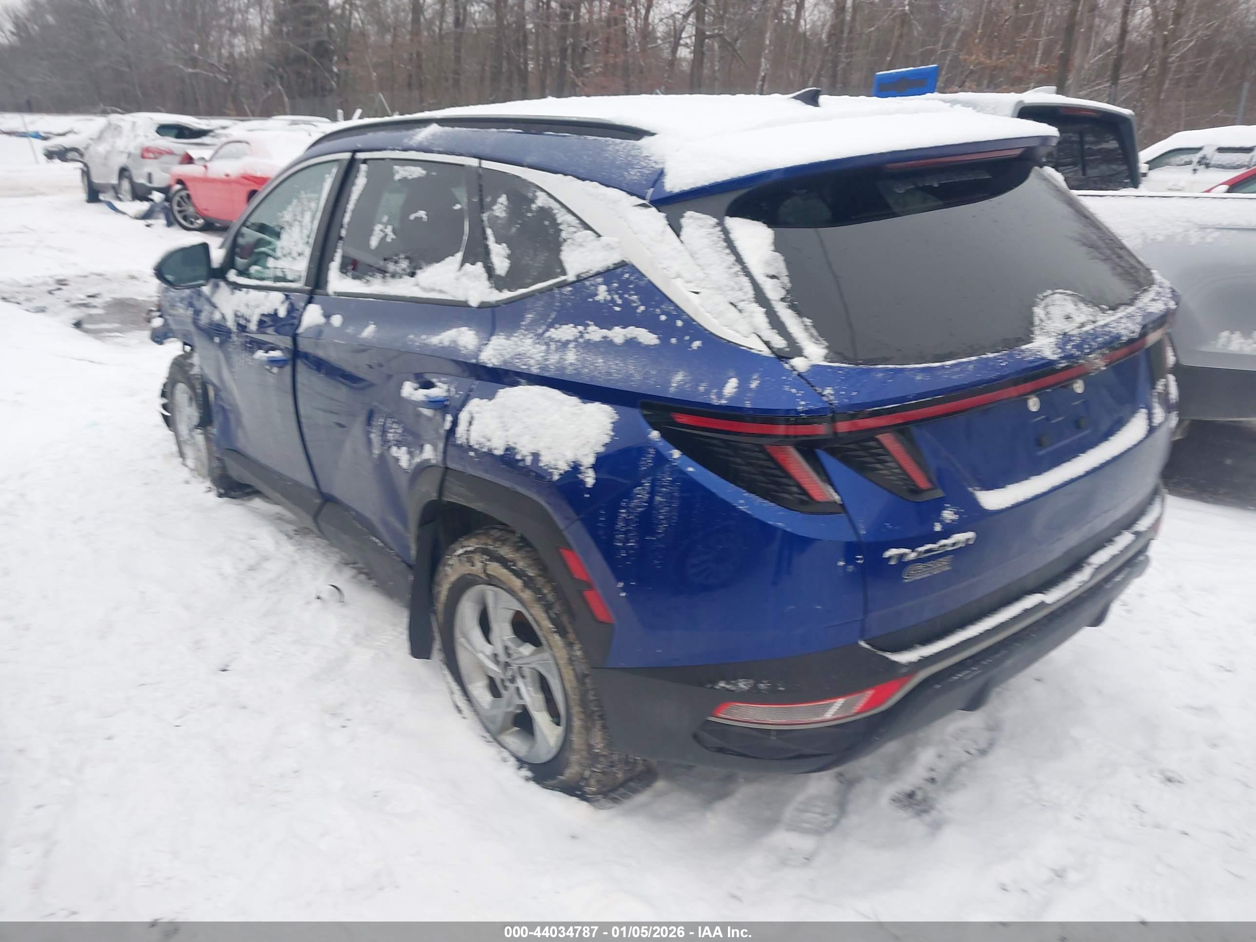 HYUNDAI TUCSON image 3