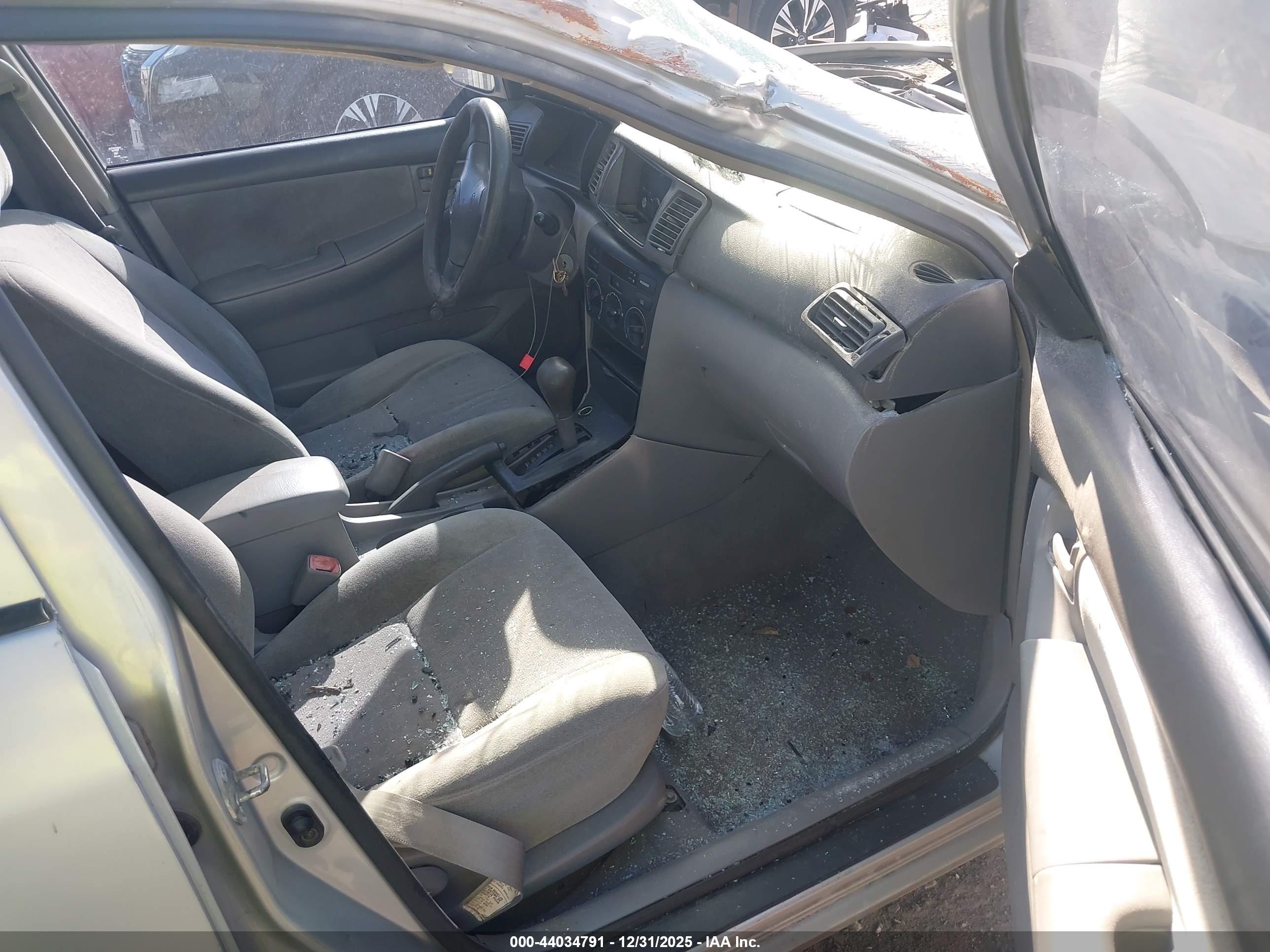 TOYOTA COROLLA image 5