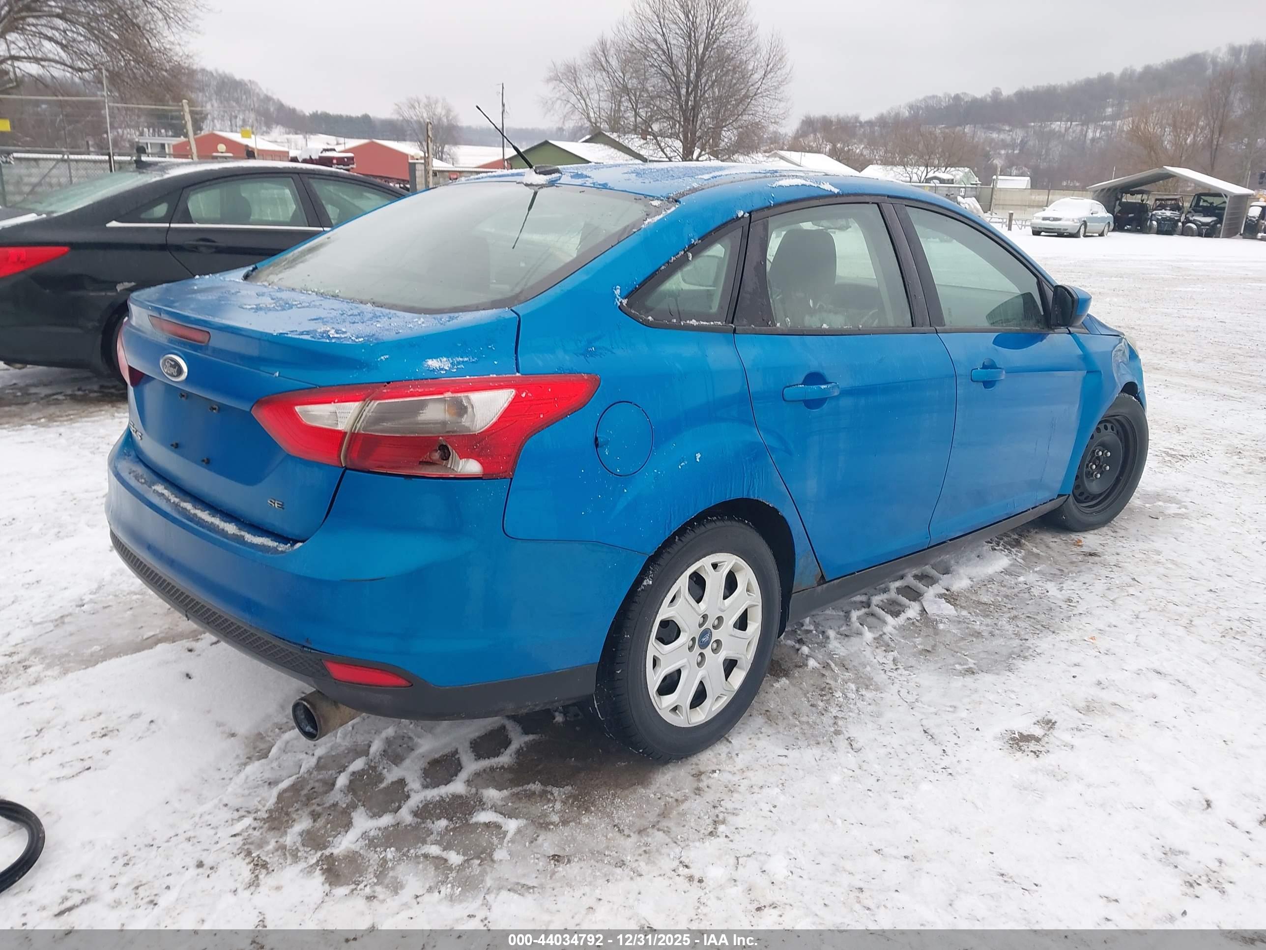 FORD FOCUS image 4
