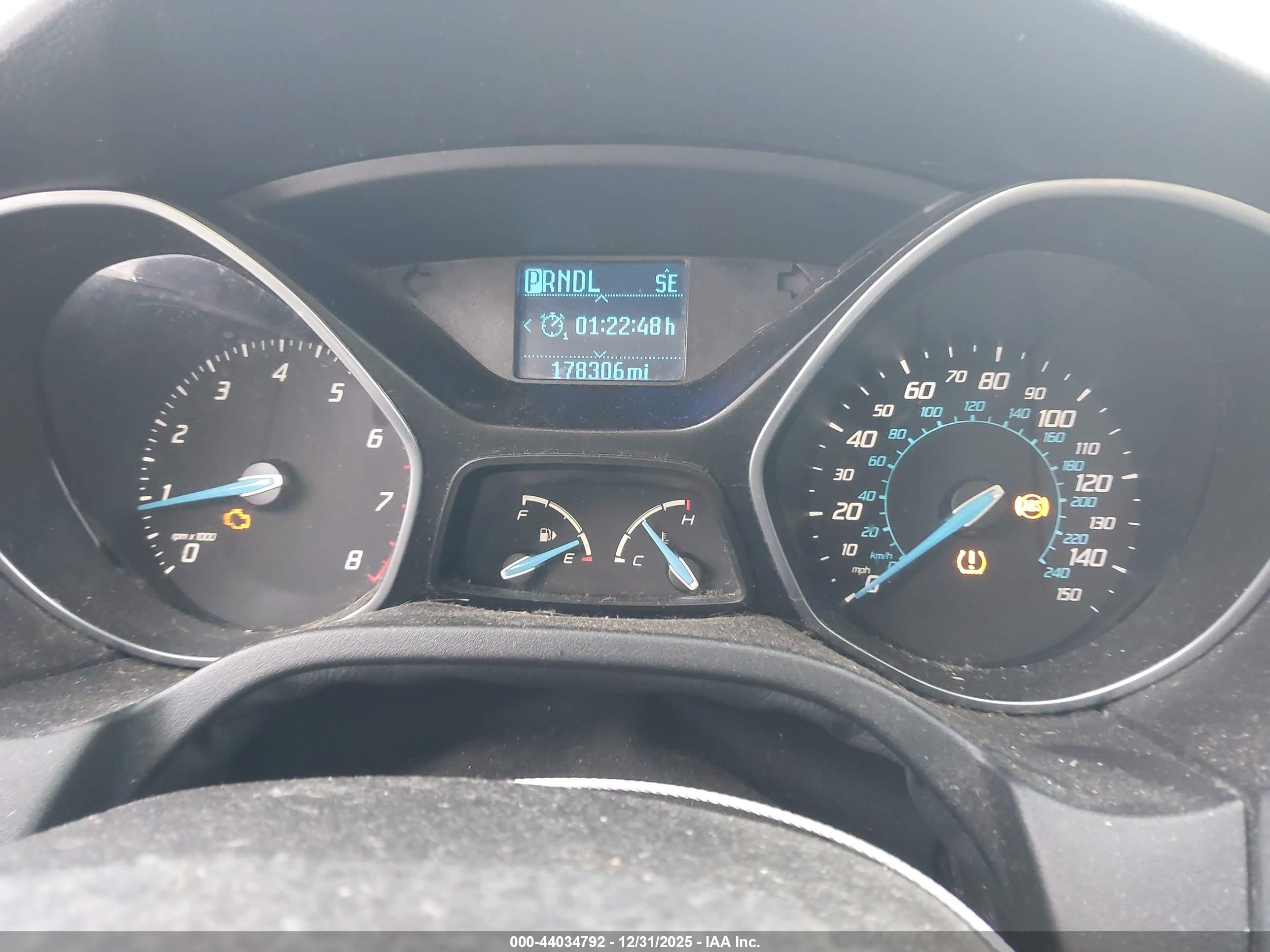 FORD FOCUS image 7