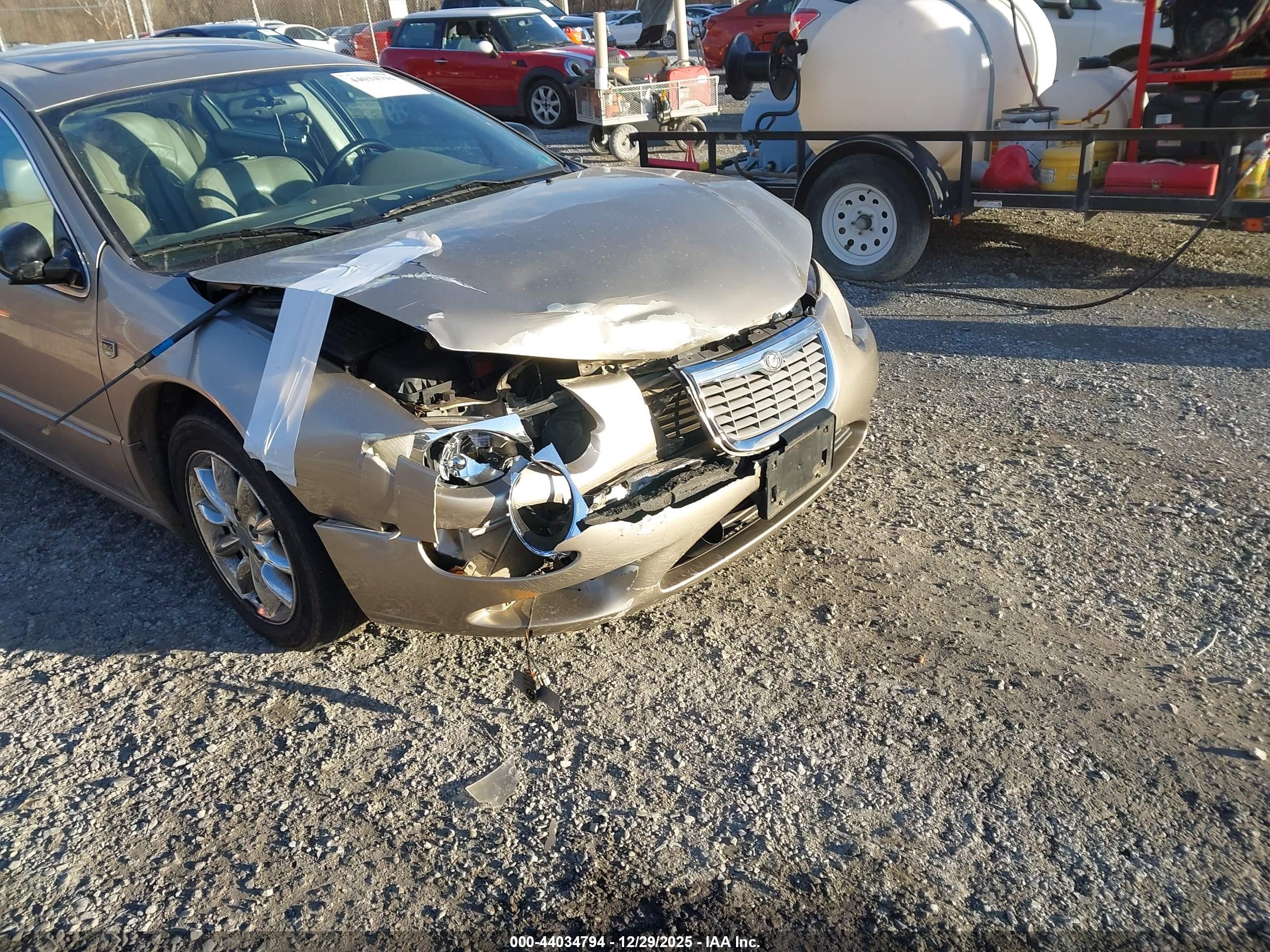 CHRYSLER 300M image 6