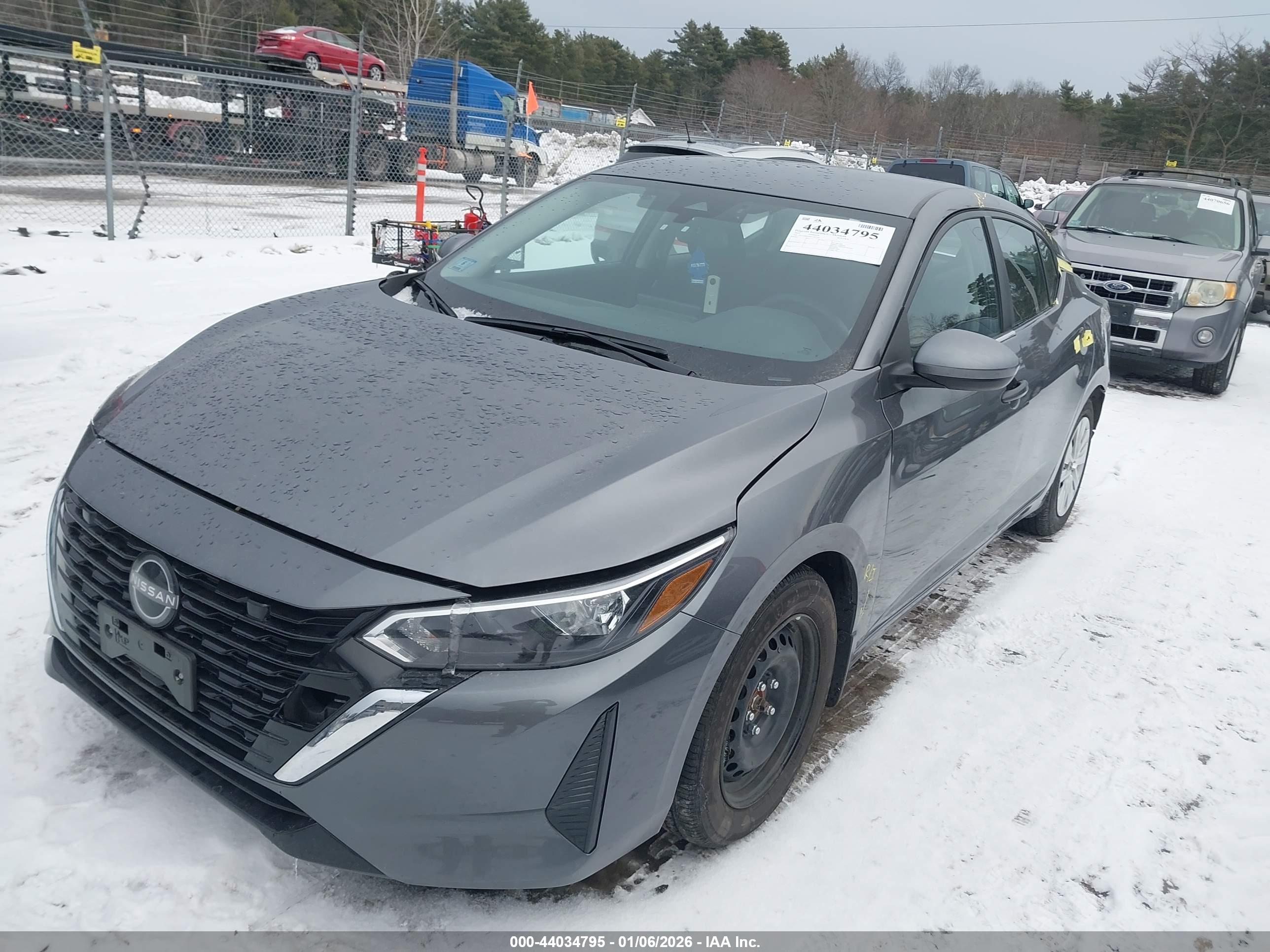 NISSAN SENTRA image 2