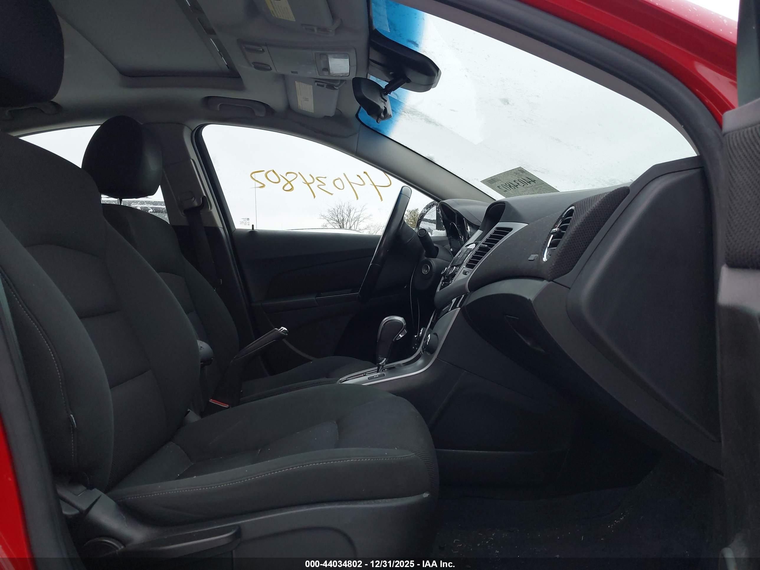CHEVROLET CRUZE image 5