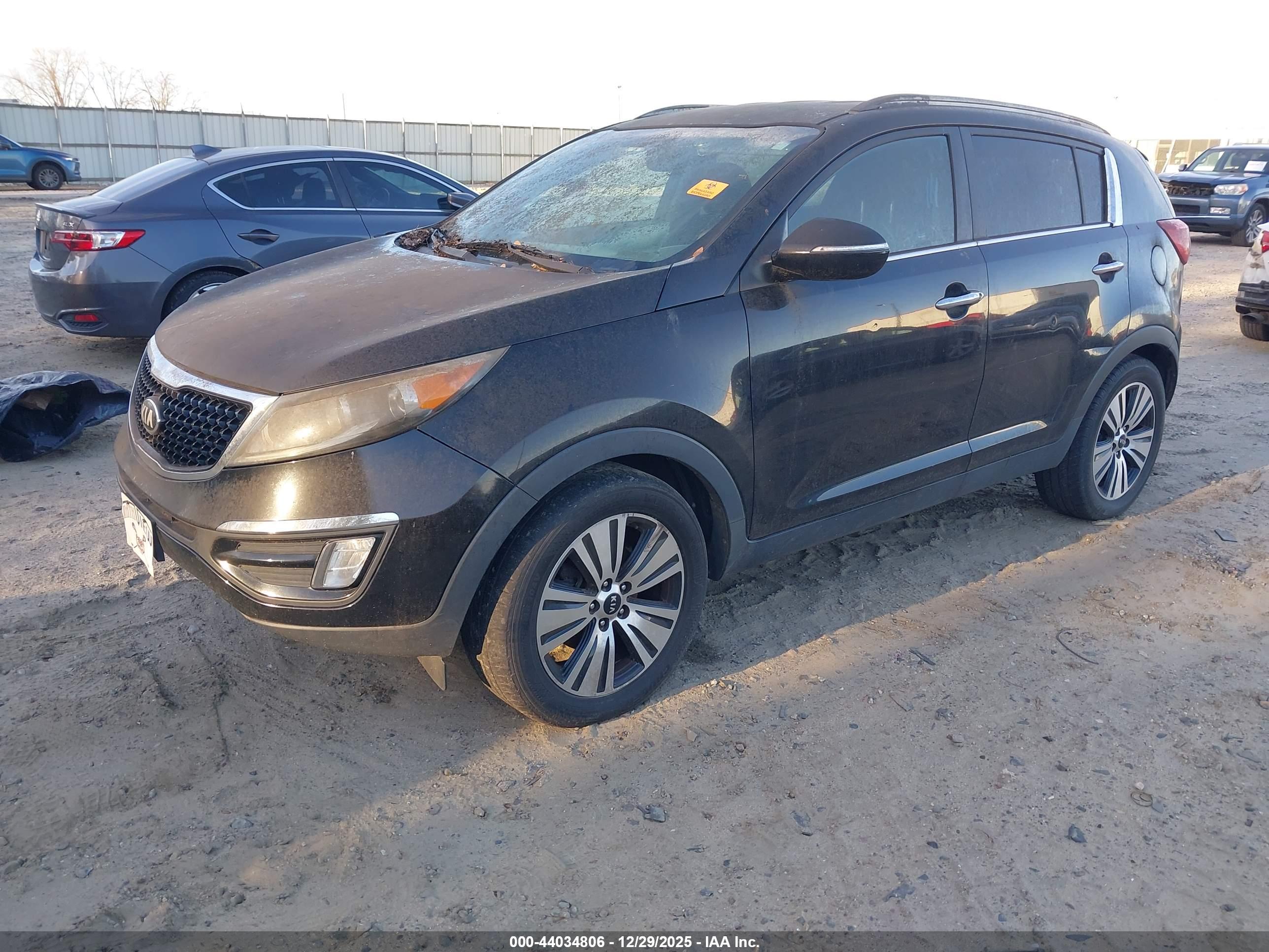 KIA SPORTAGE image 2