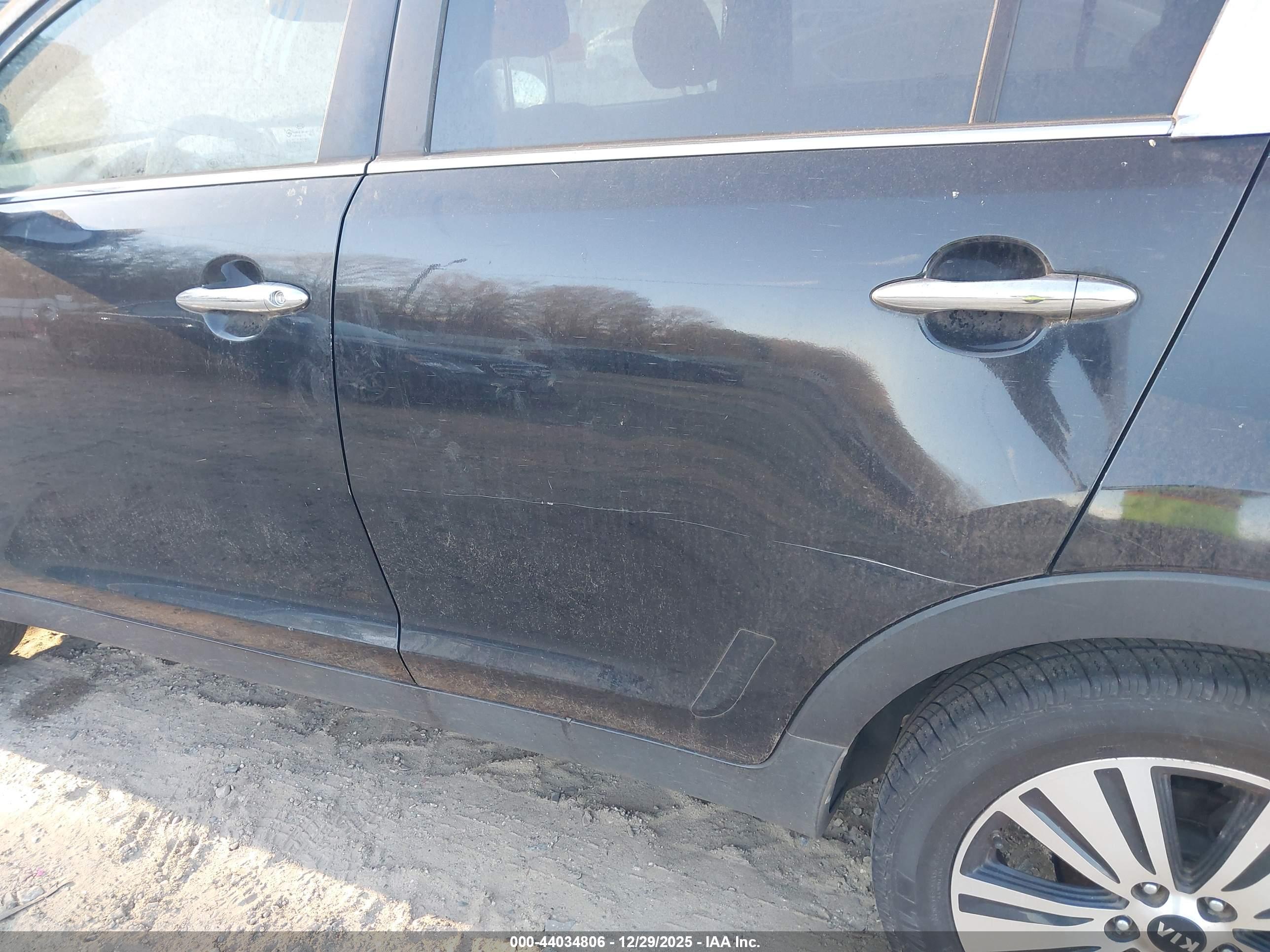 KIA SPORTAGE image 6