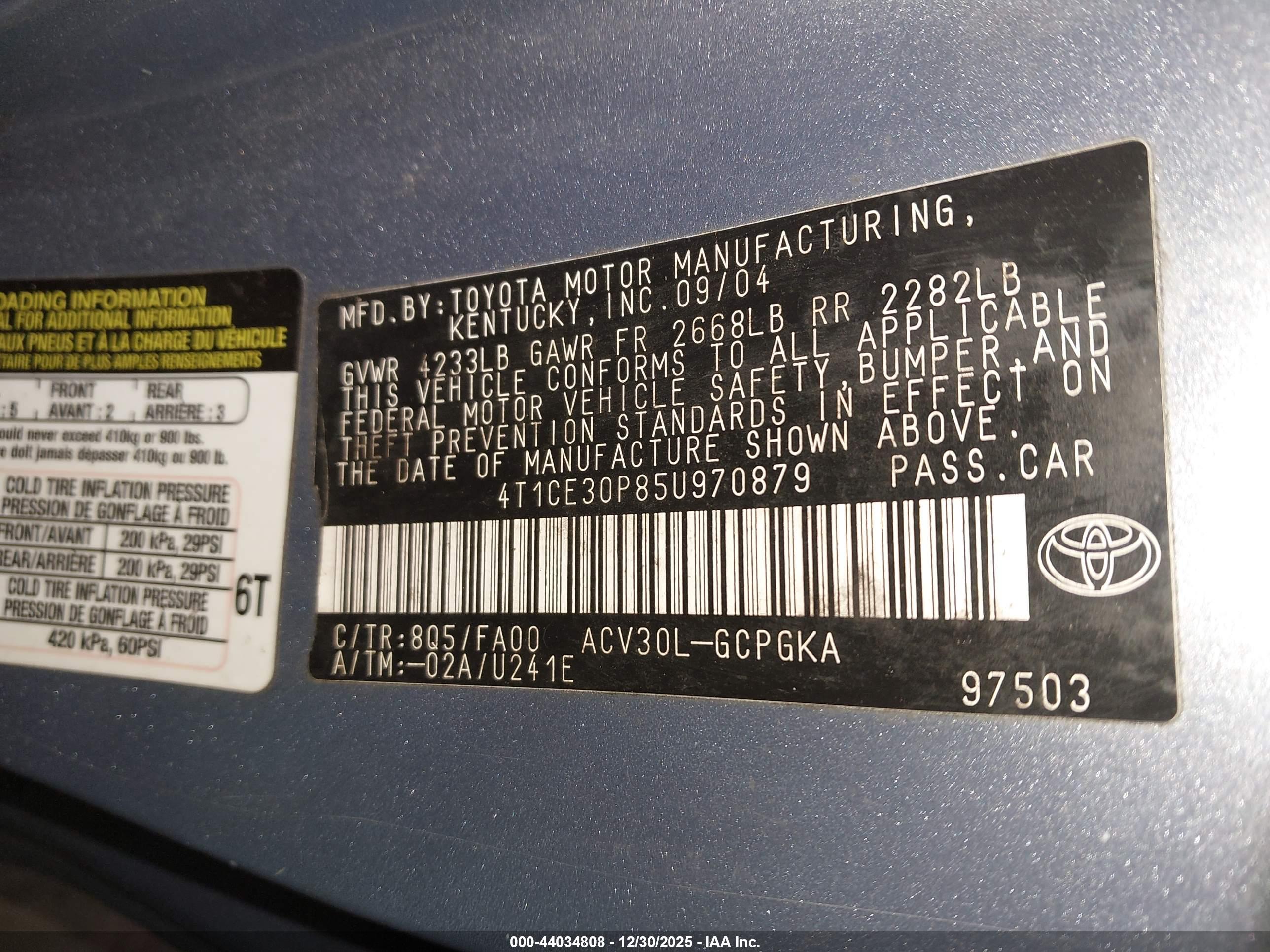 TOYOTA CAMRY image 9