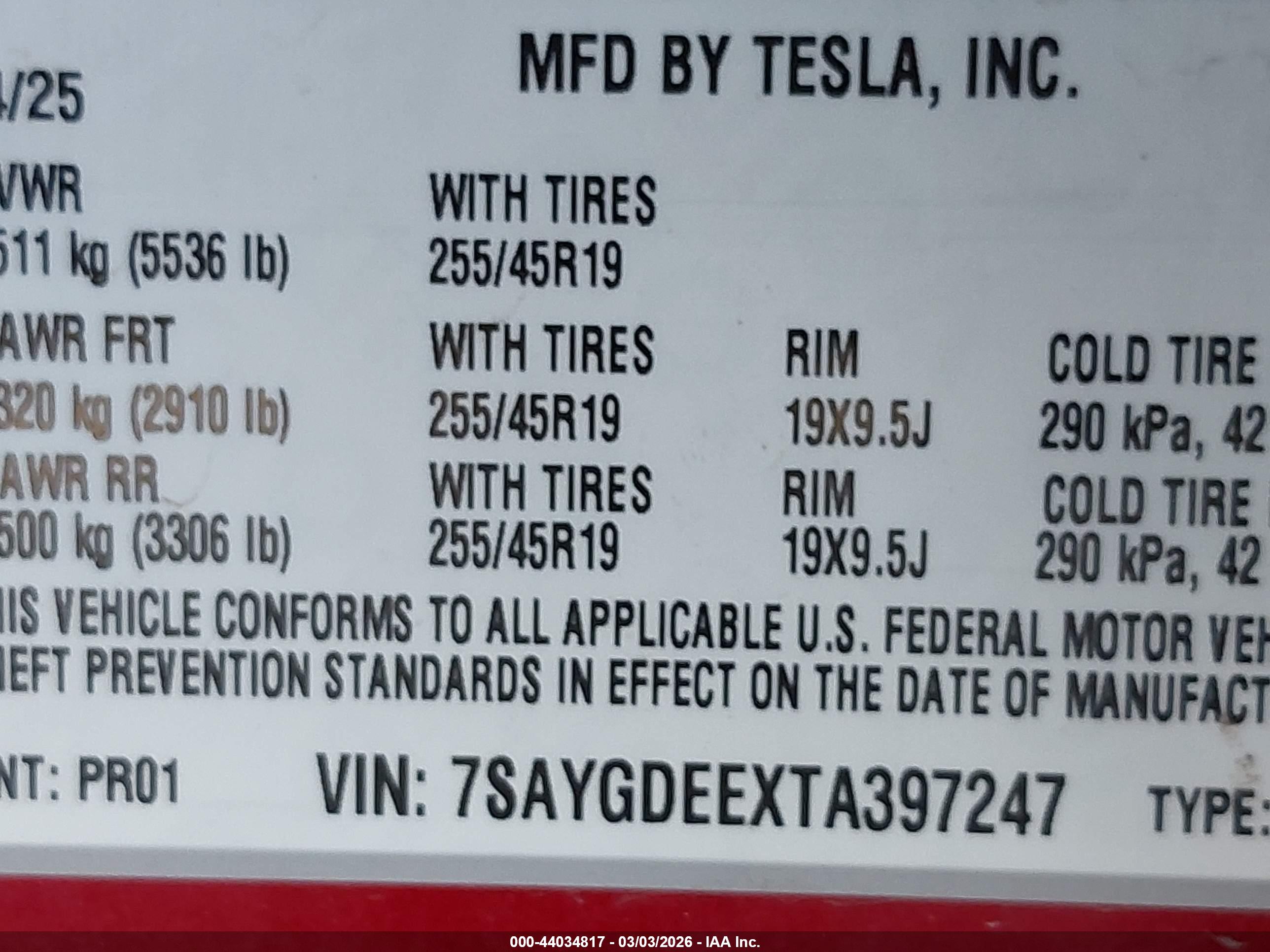 TESLA MODEL image 9