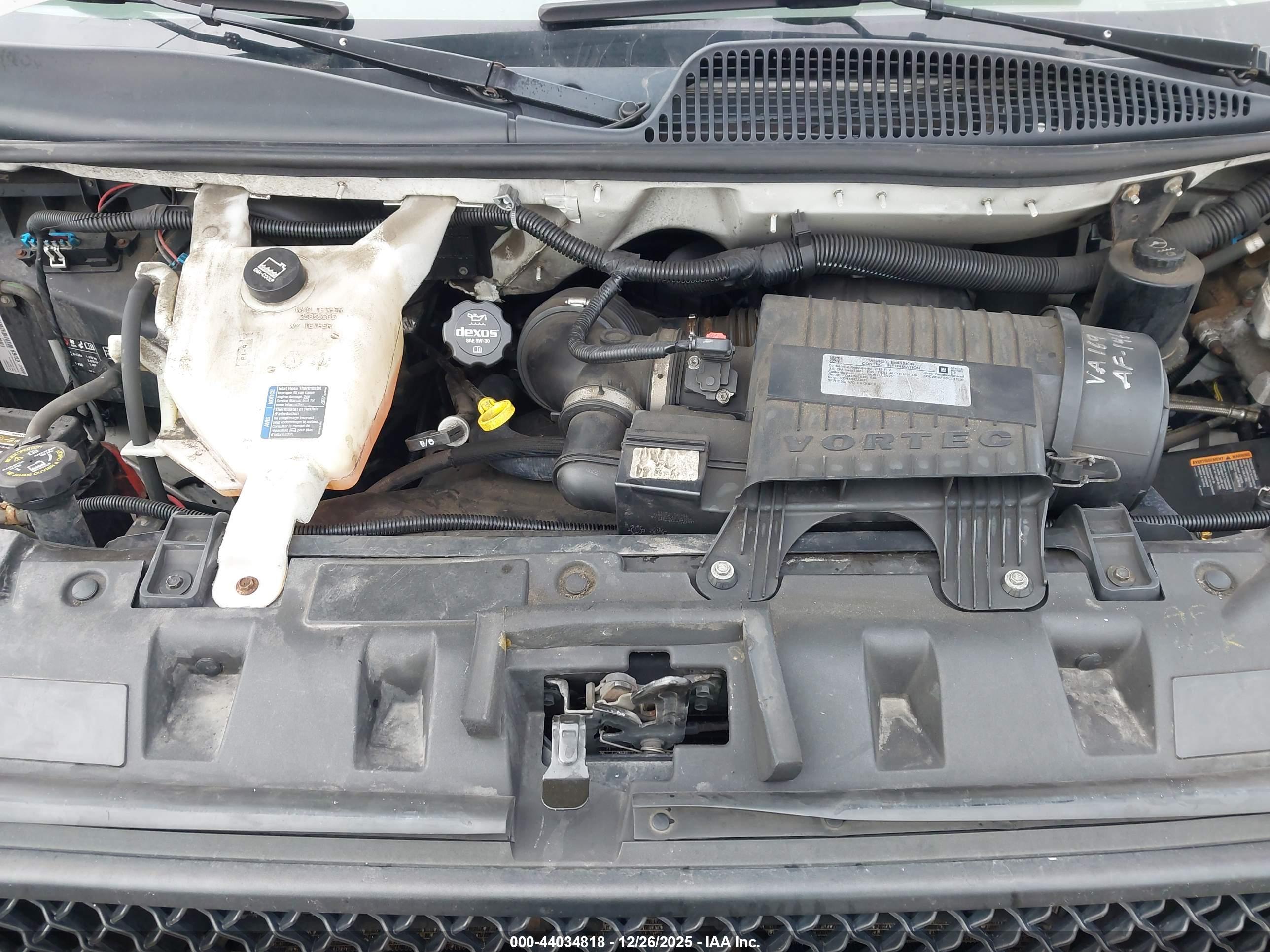 CHEVROLET EXPRESS image 10