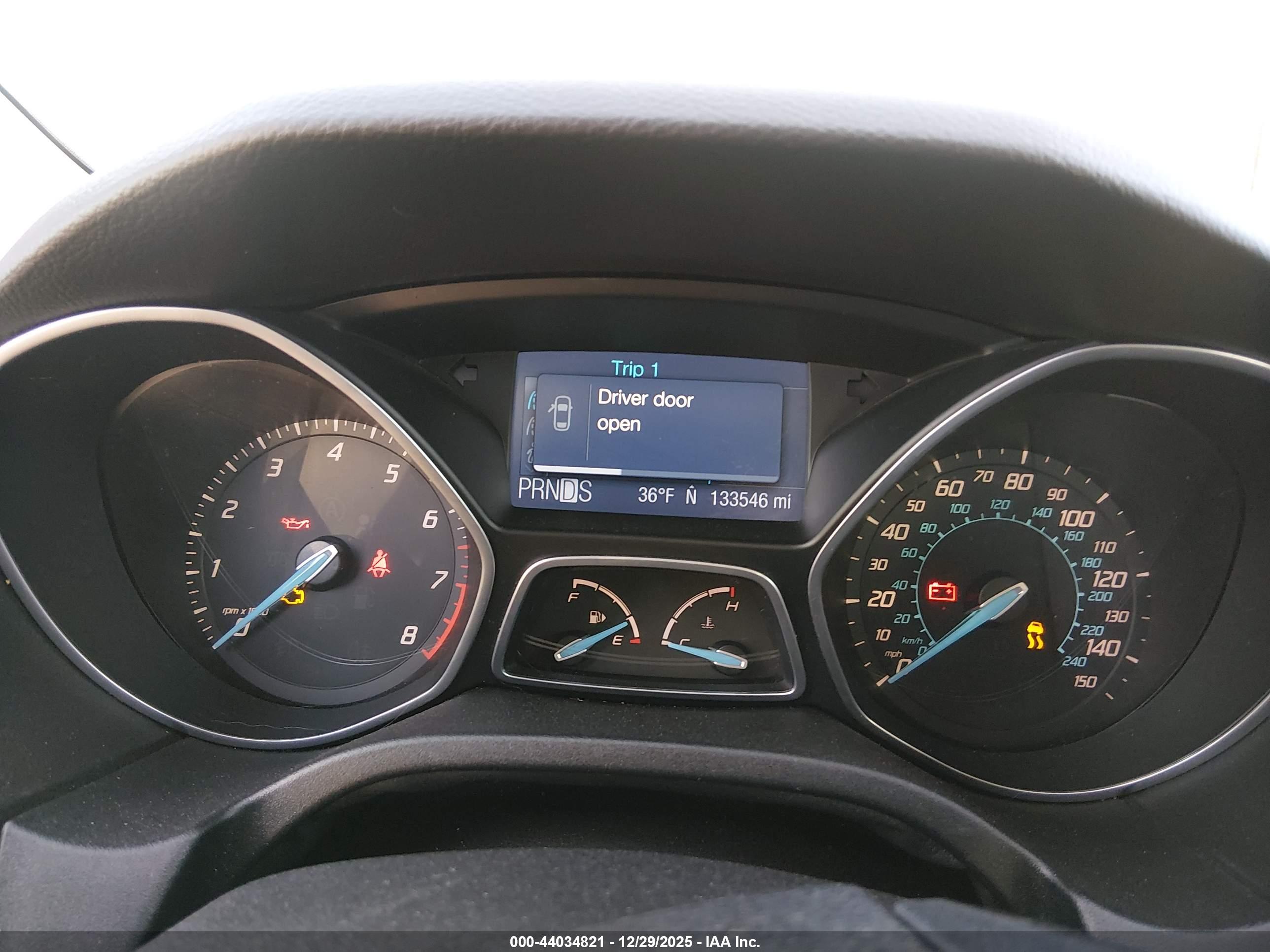 FORD FOCUS image 7