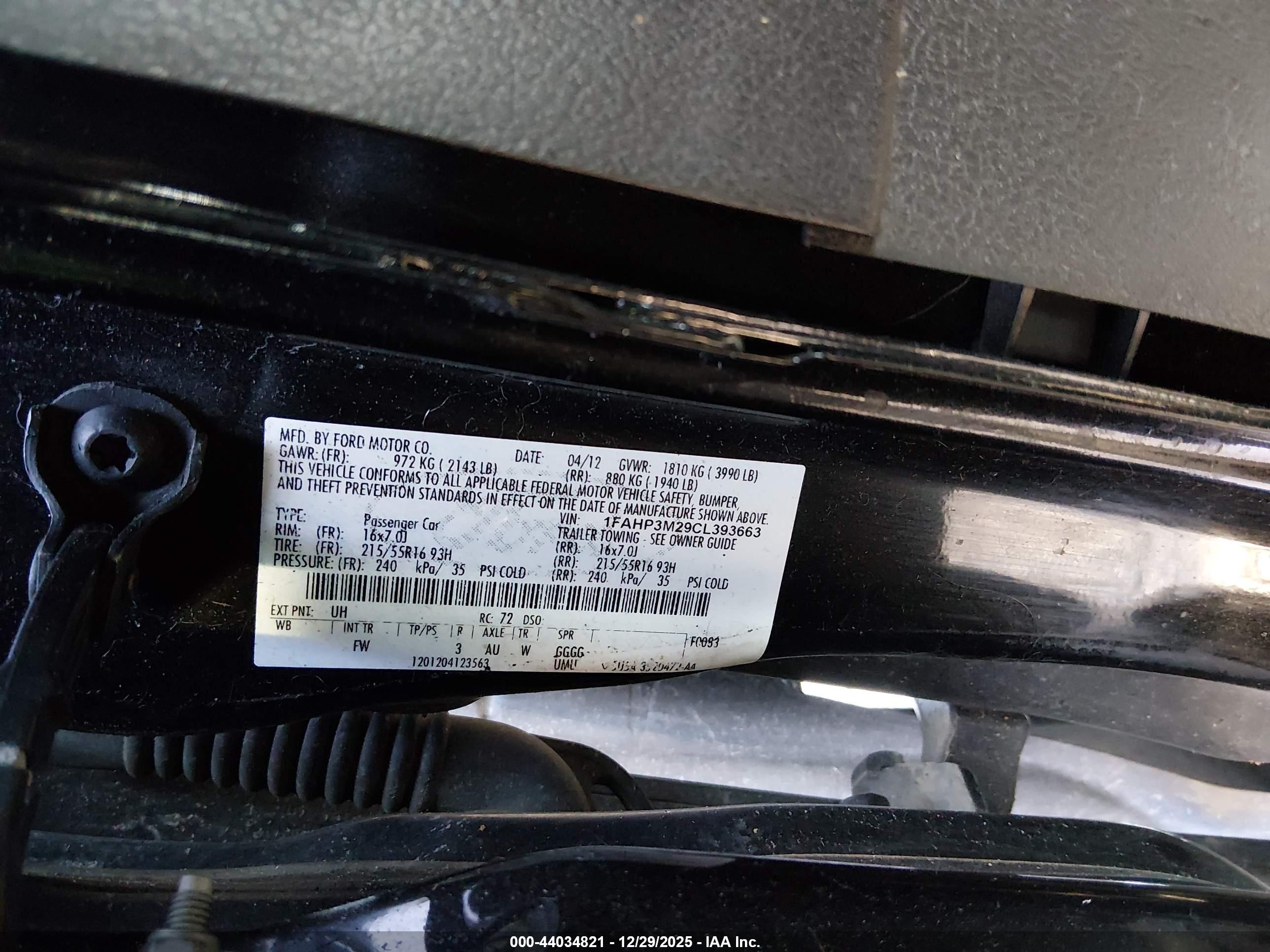 FORD FOCUS image 9