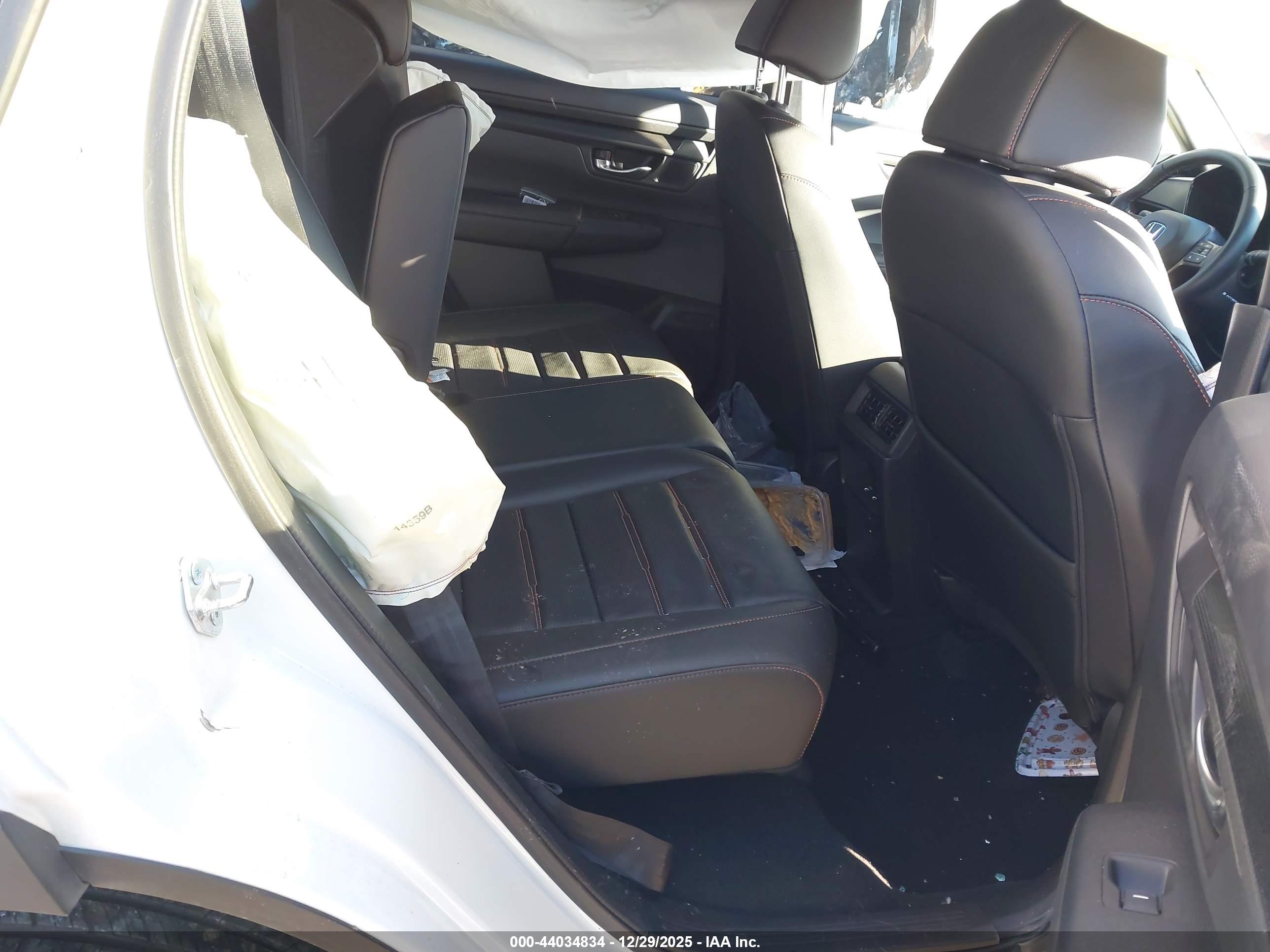 HONDA CR-V image 8