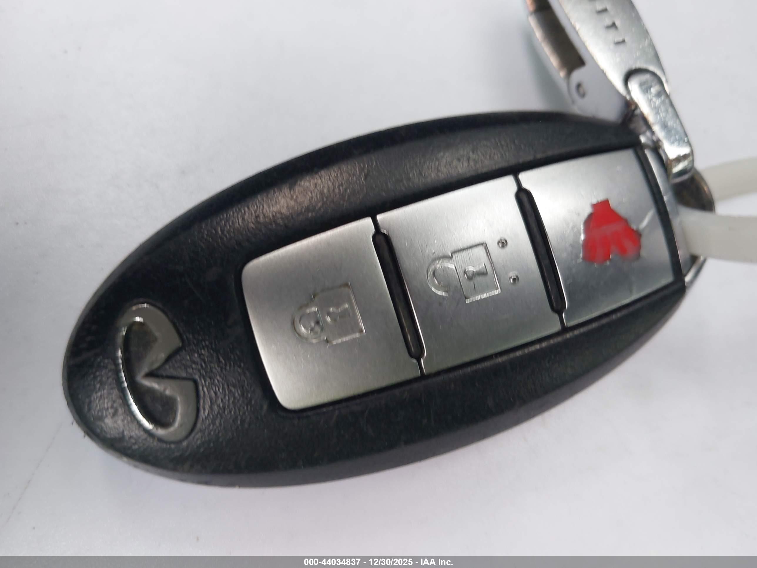 INFINITI EX35 image 11