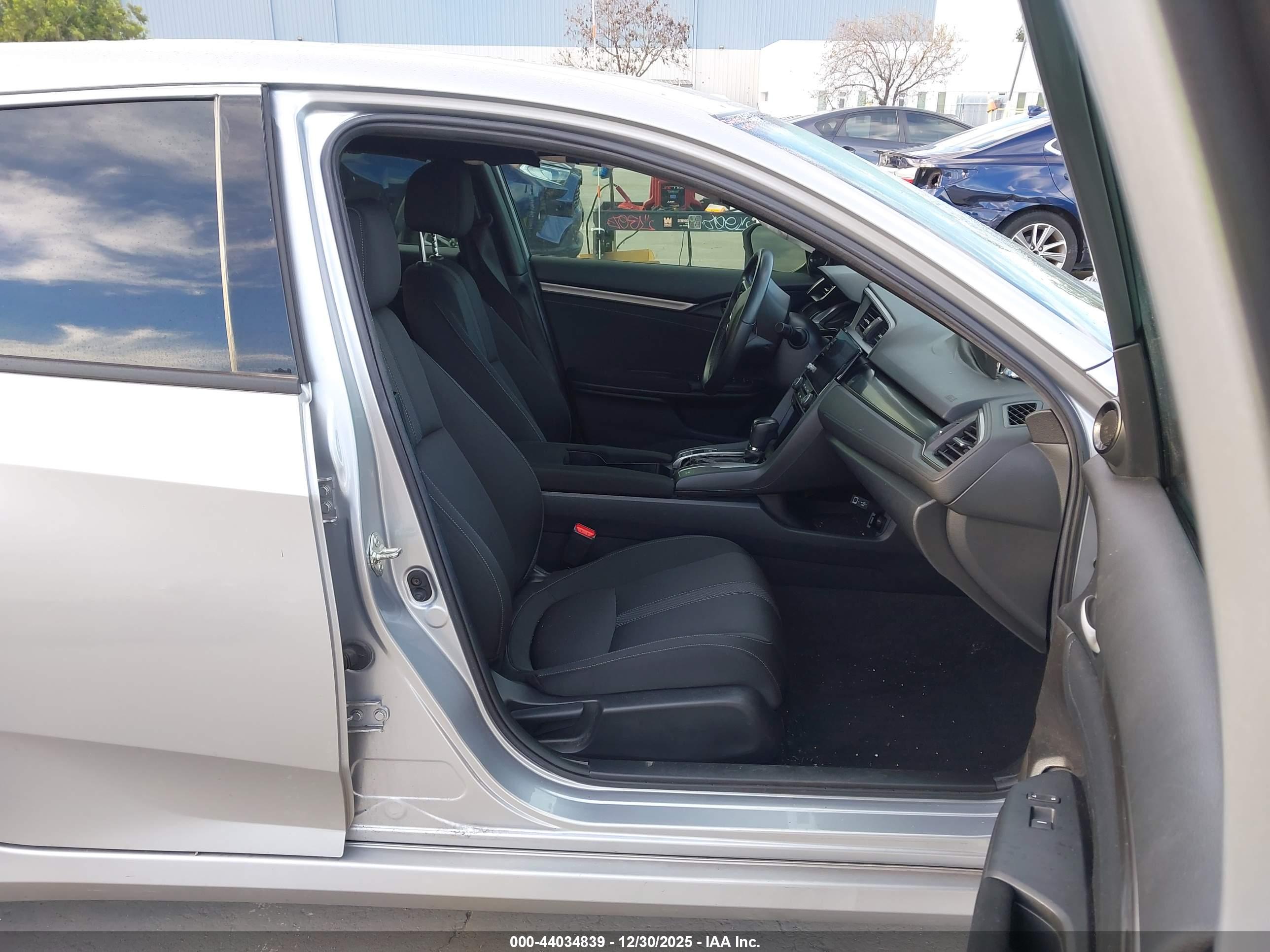 HONDA CIVIC image 5