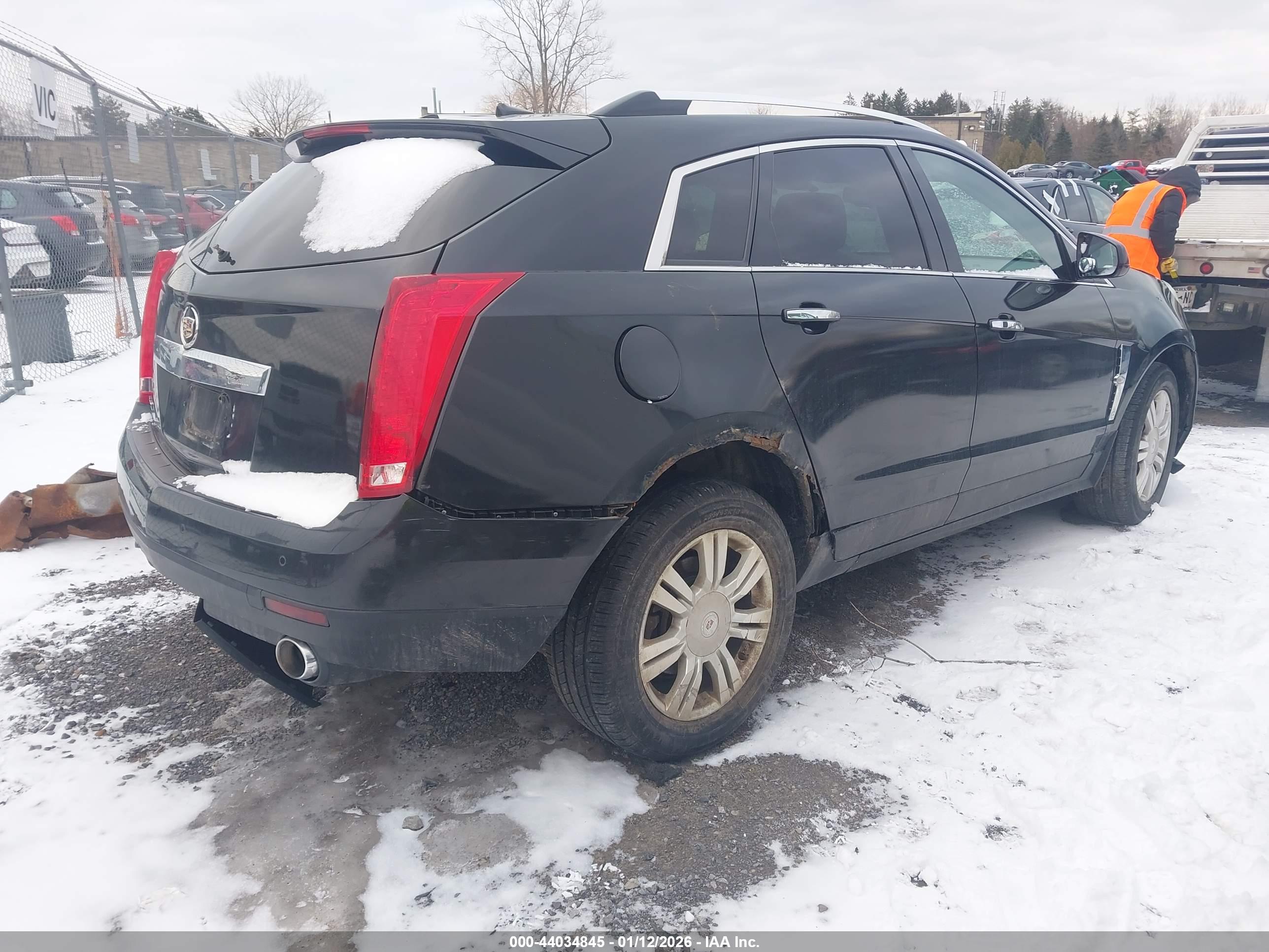 CADILLAC SRX image 4