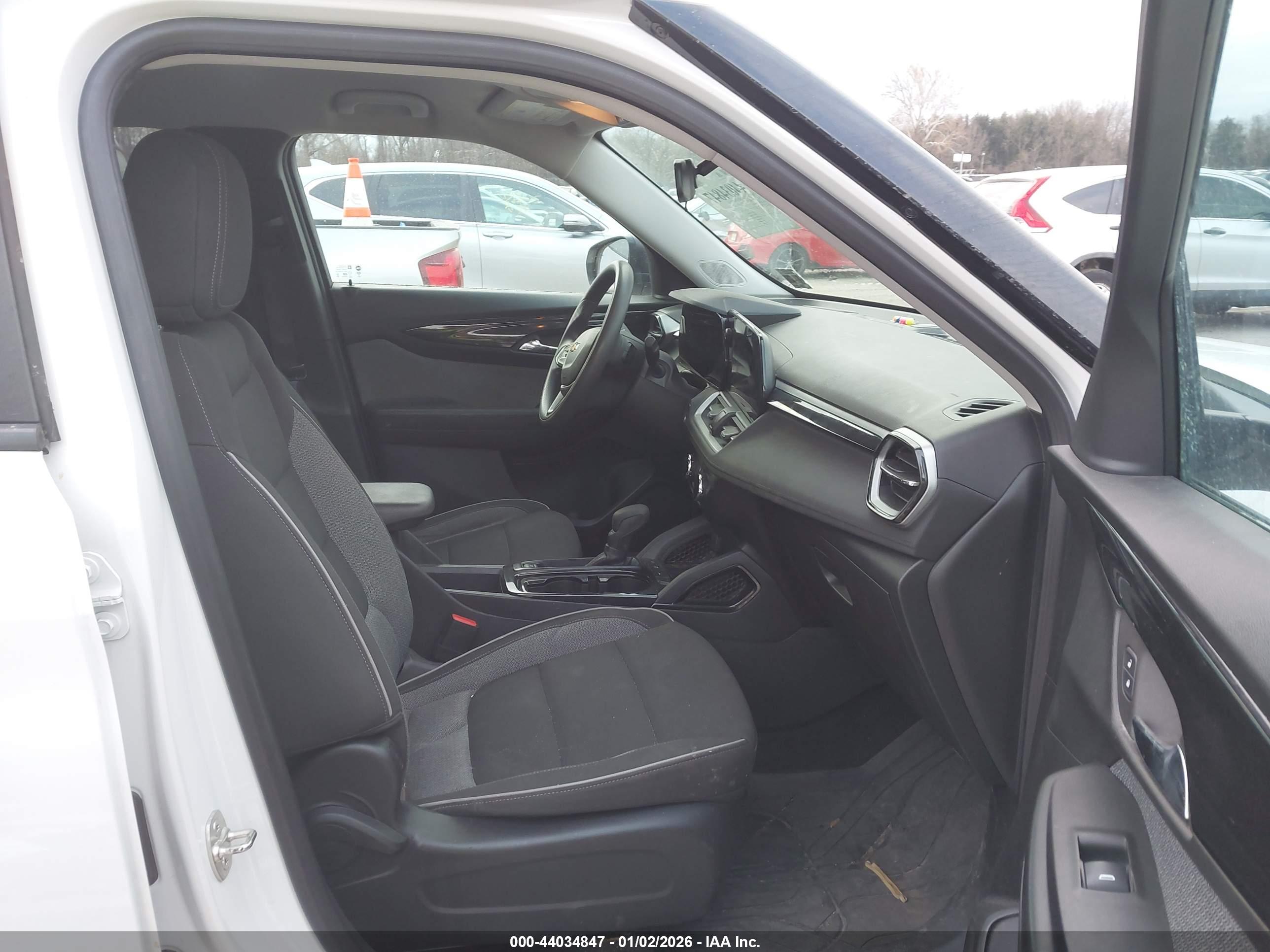 CHEVROLET TRAILBLAZER image 5