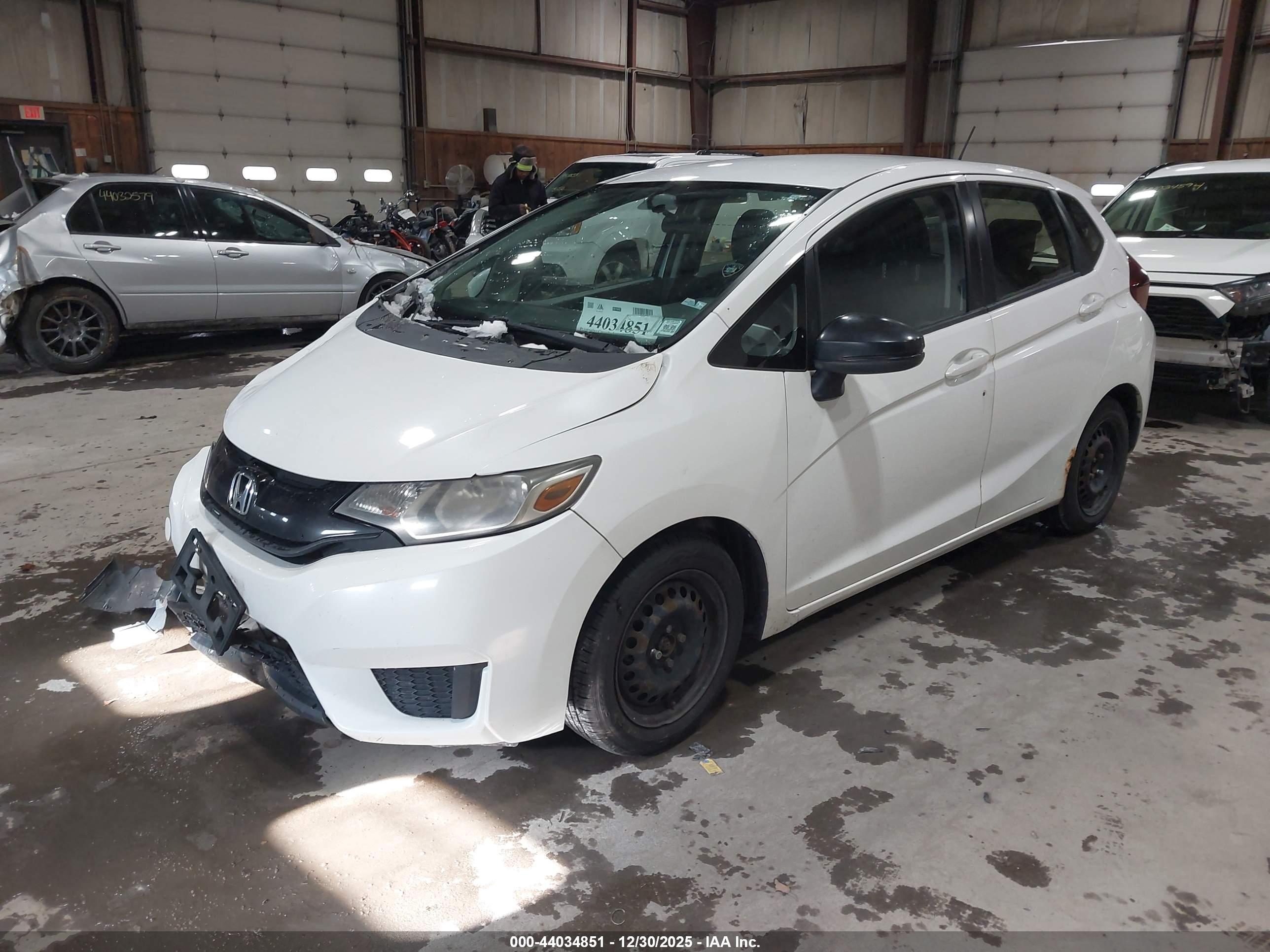 HONDA FIT image 2