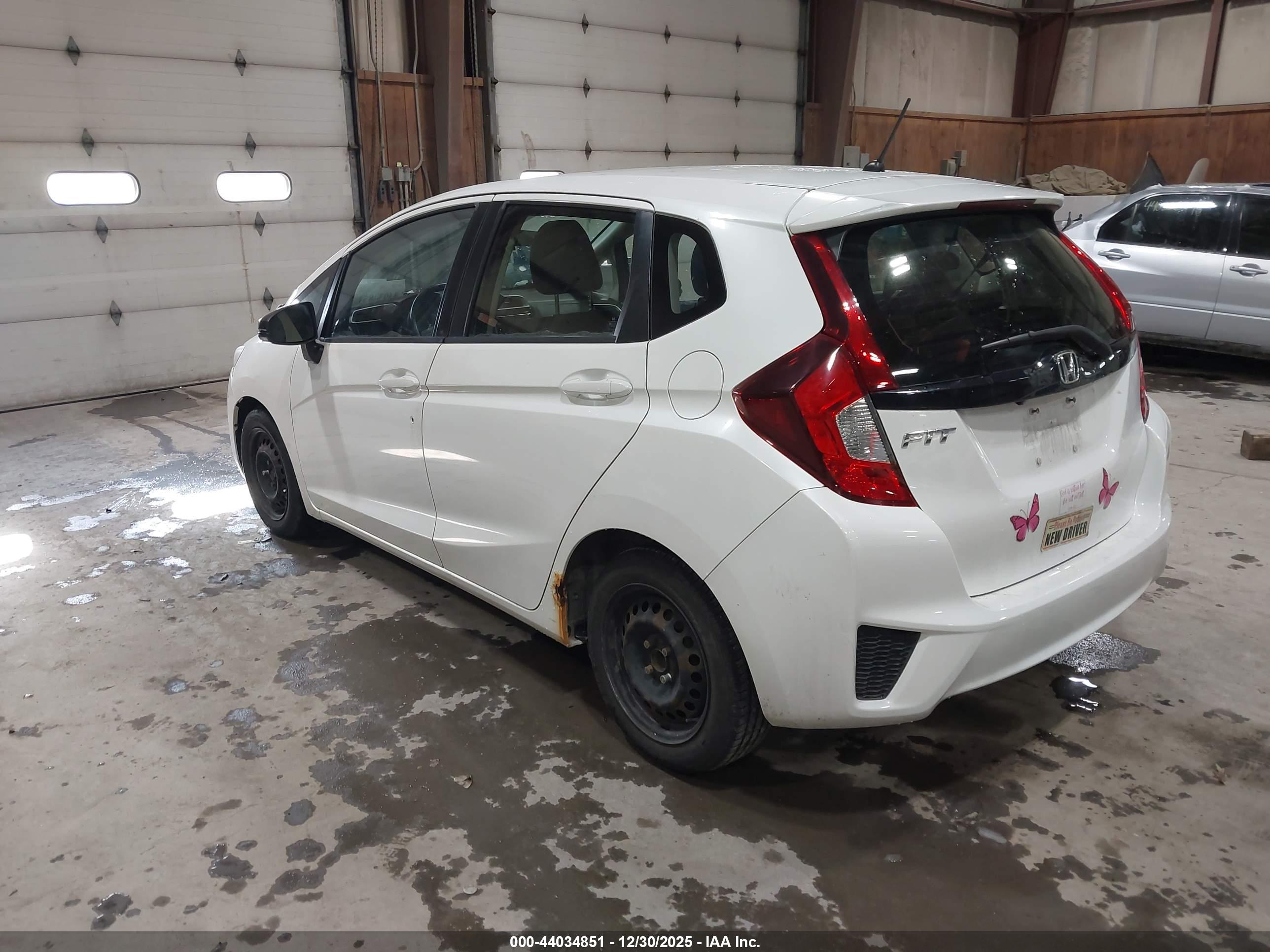 HONDA FIT image 3