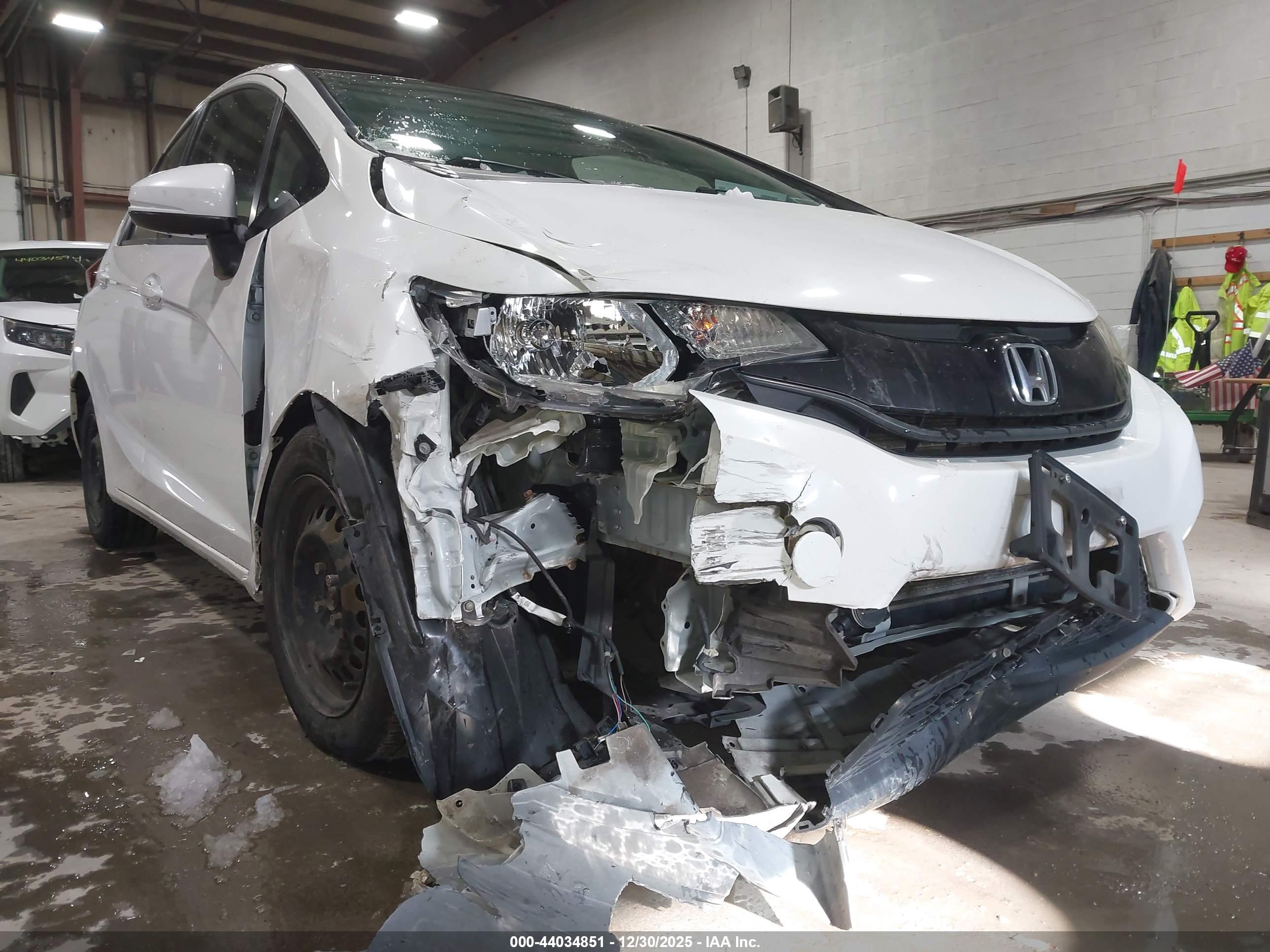 HONDA FIT image 6