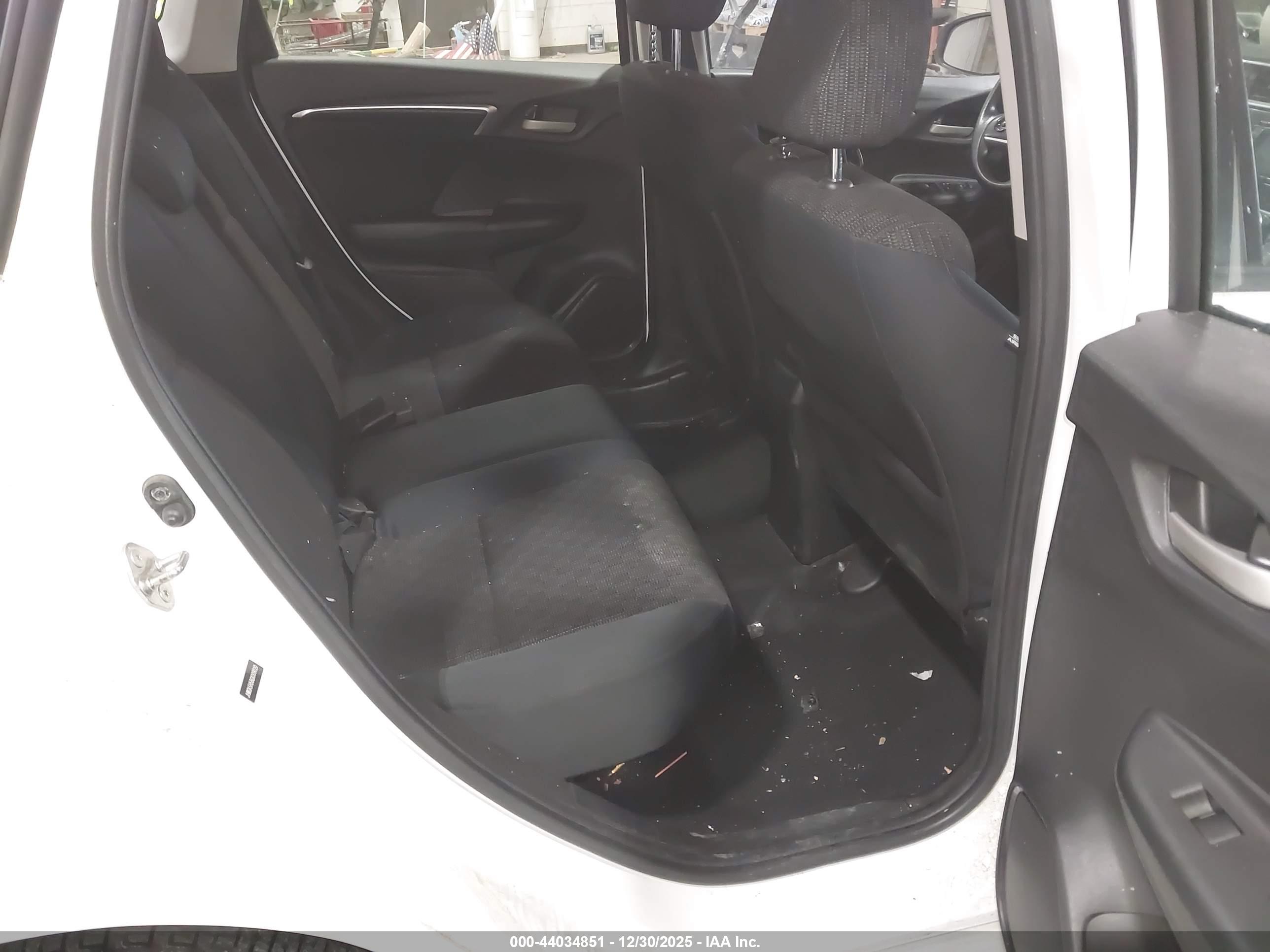 HONDA FIT image 8