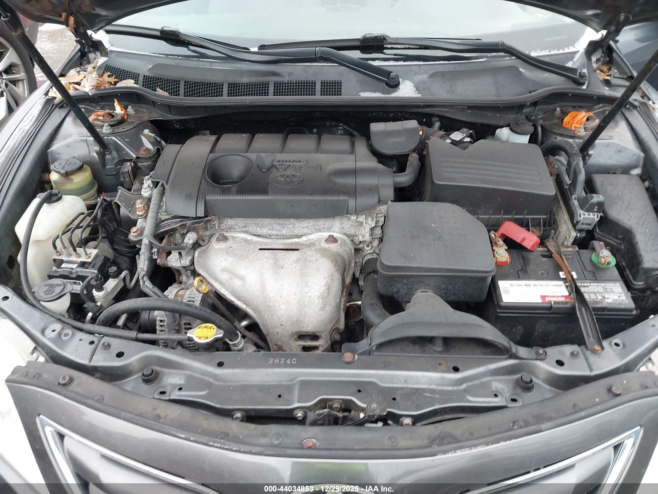 TOYOTA CAMRY image 10