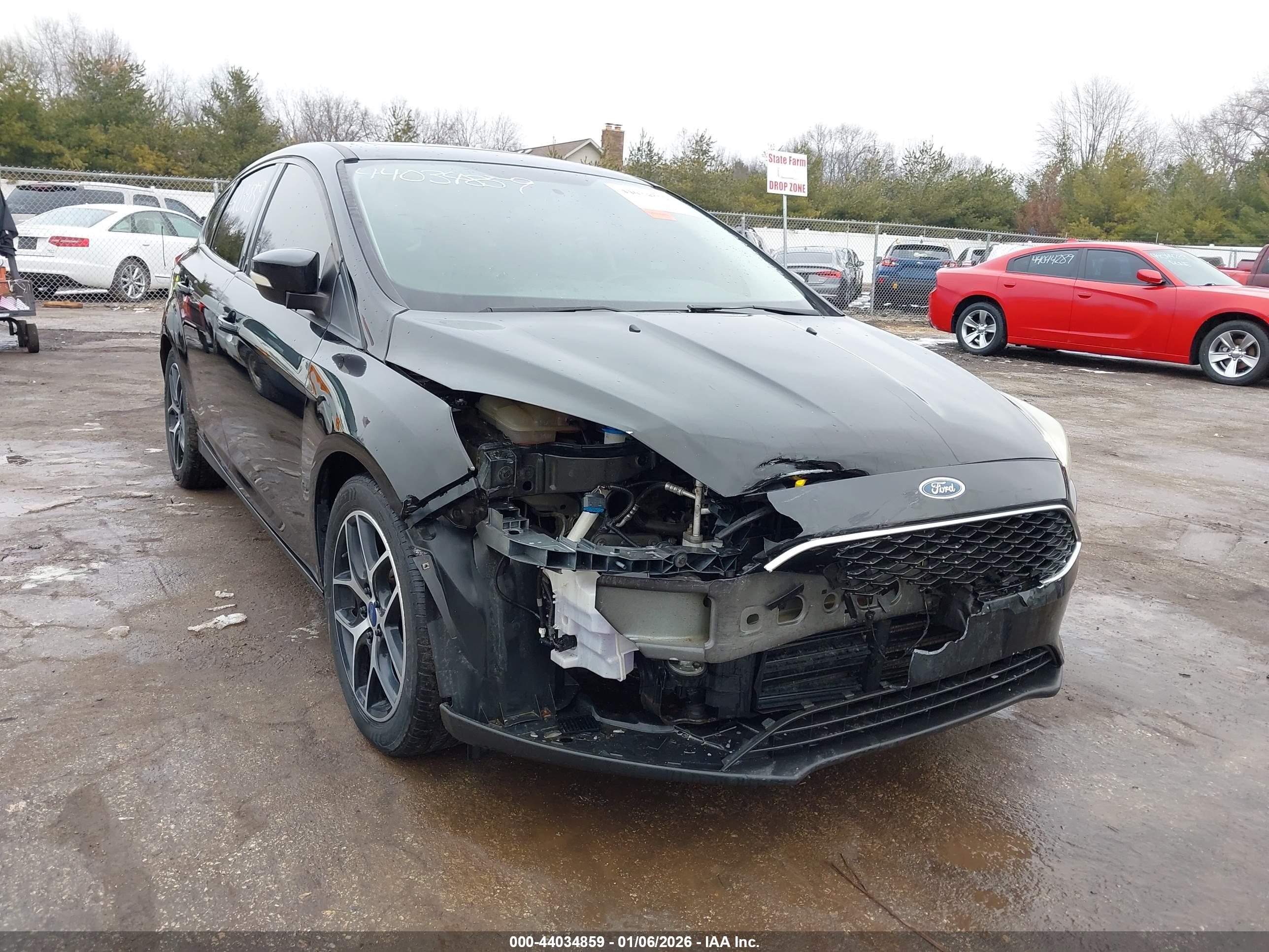 FORD FOCUS image 6