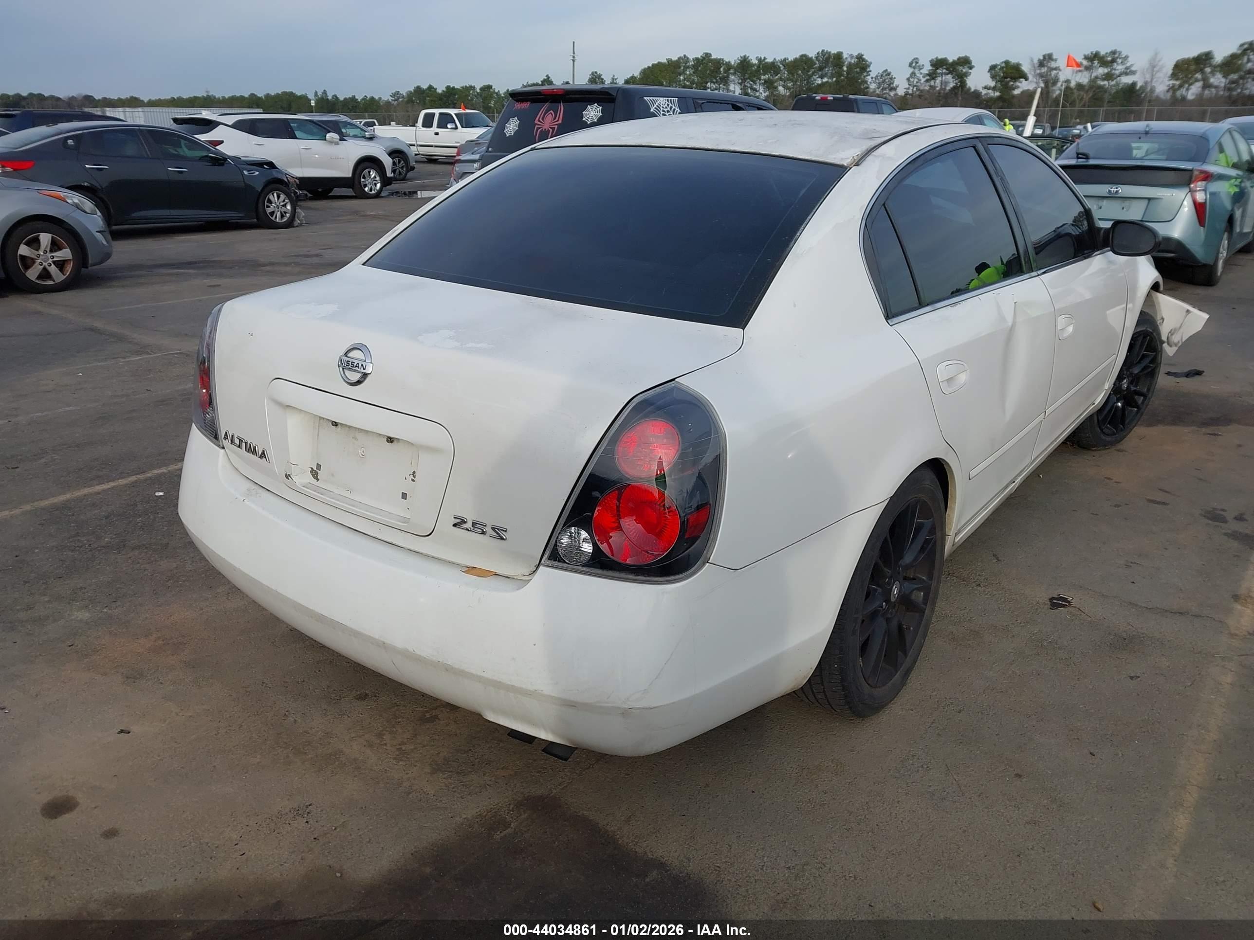 NISSAN ALTIMA image 4