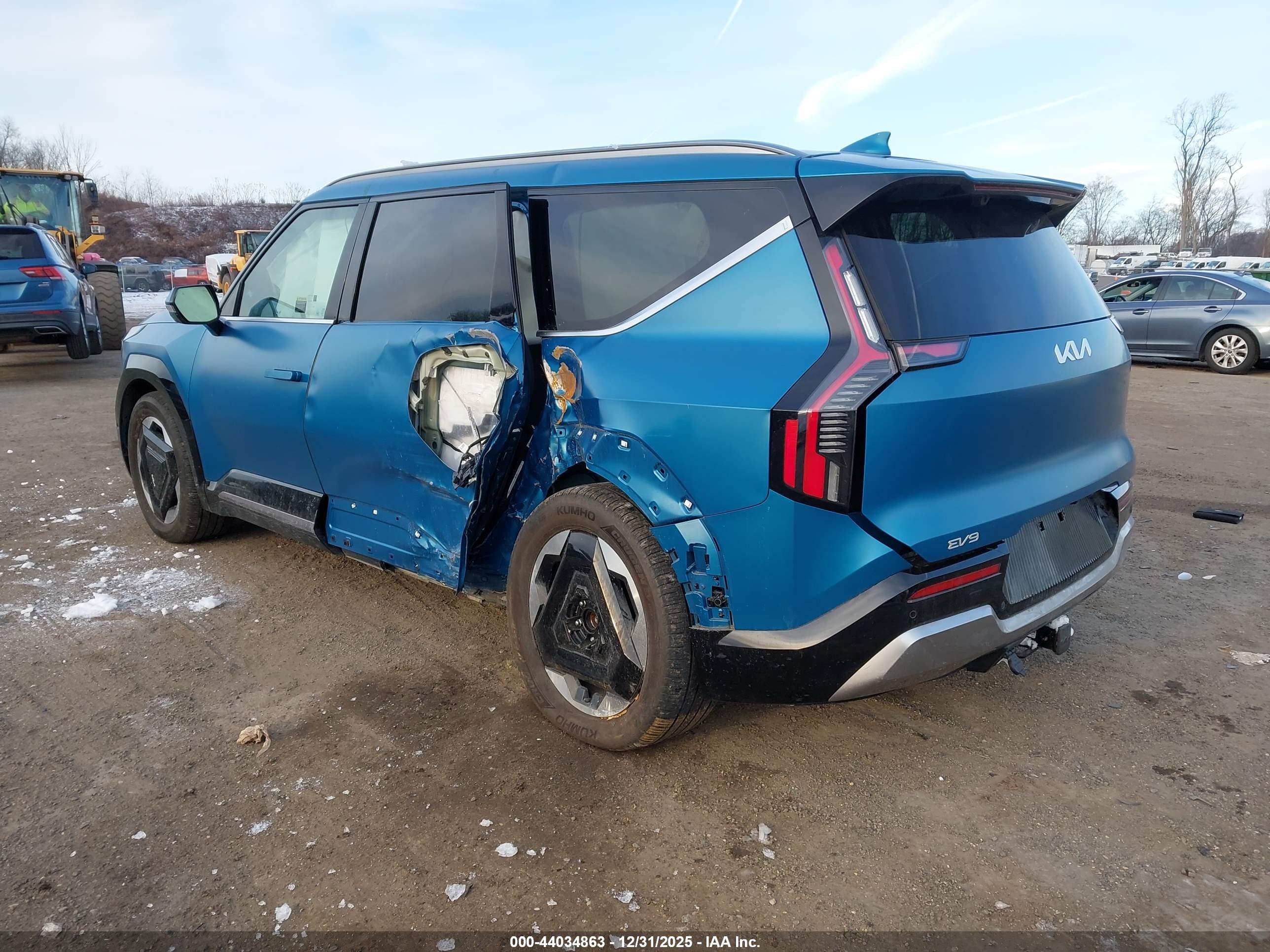 KIA EV9 image 3