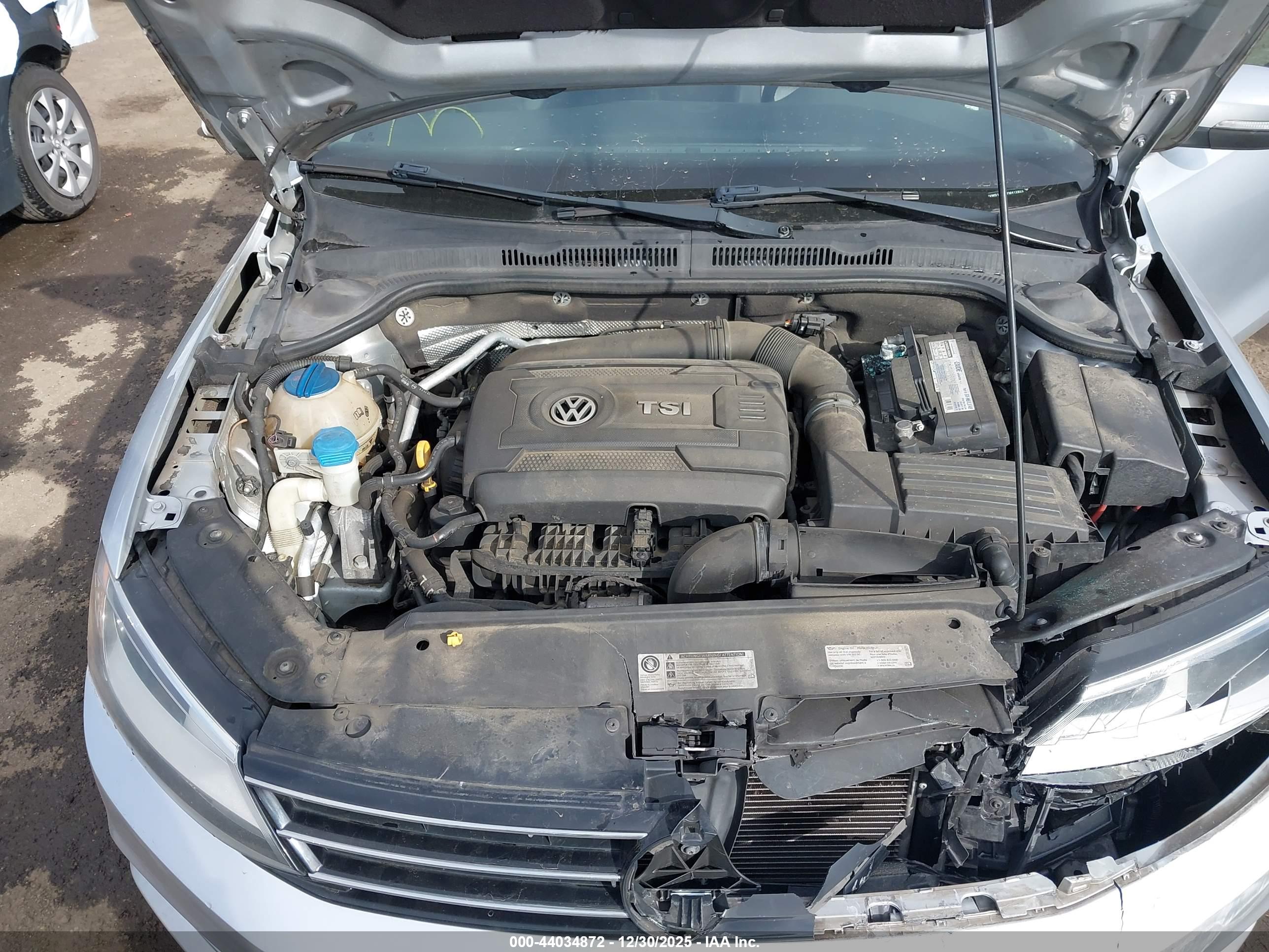 VOLKSWAGEN JETTA image 10