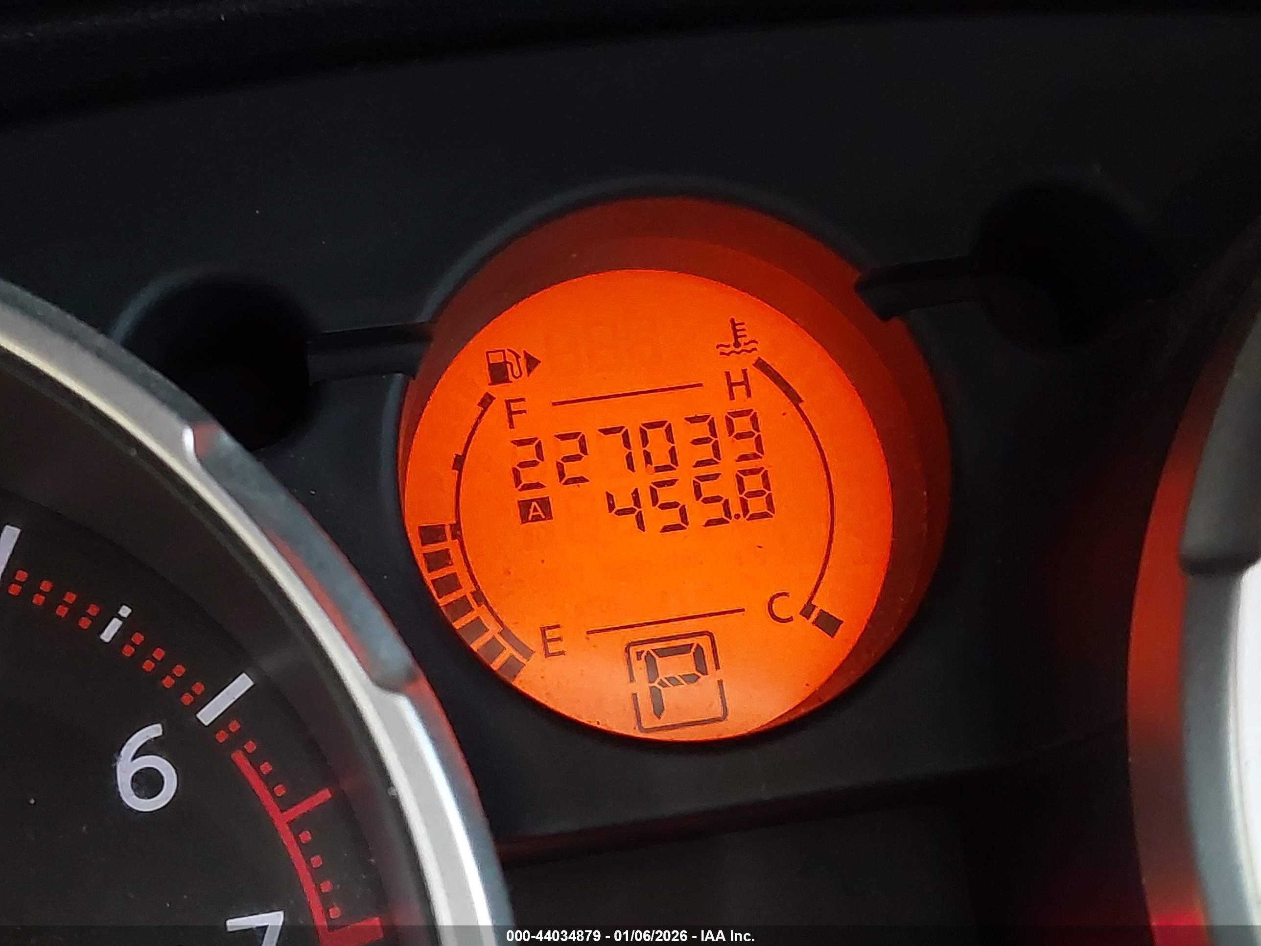 NISSAN ROGUE image 7