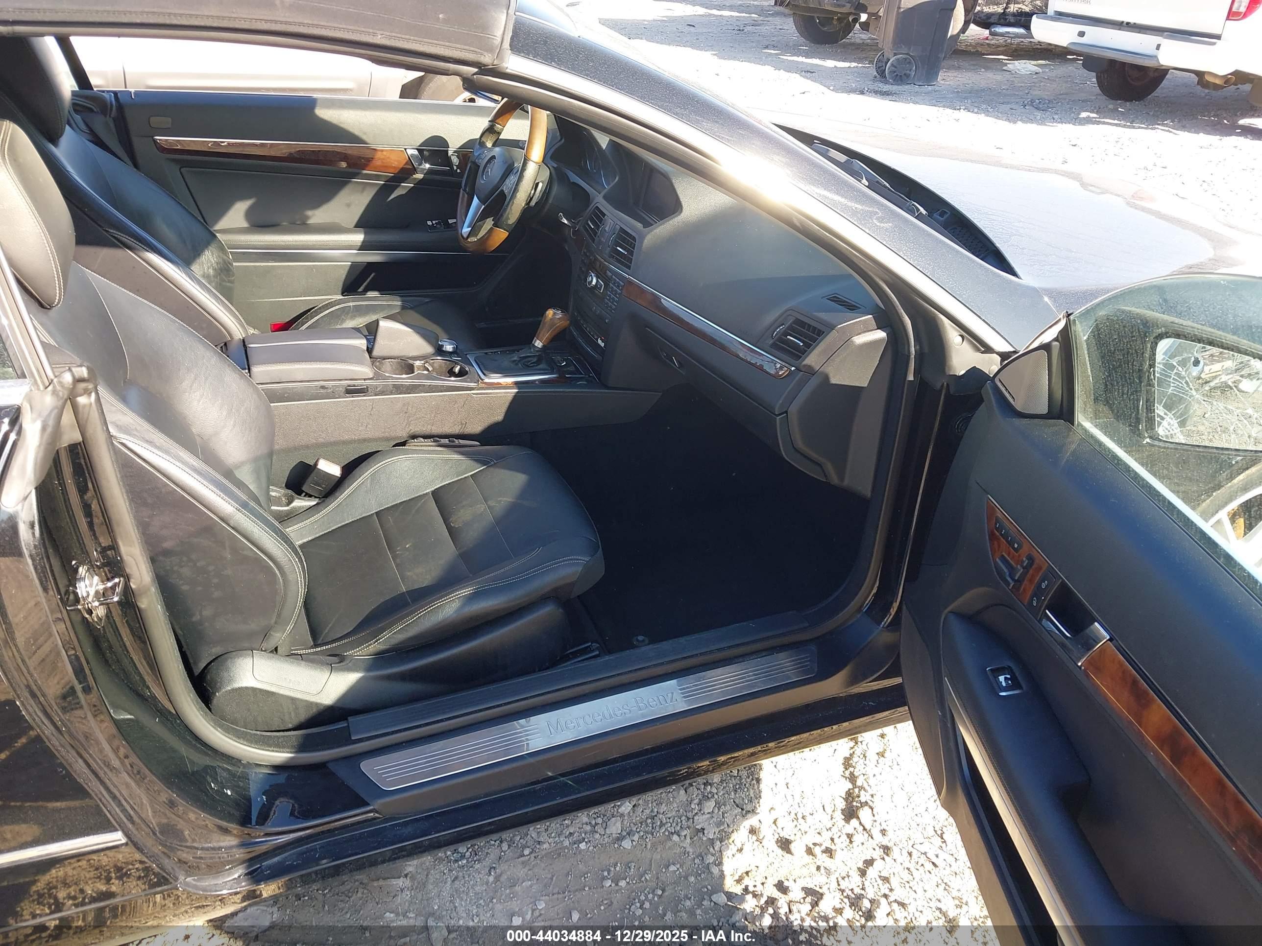 MERCEDES-BENZ E image 5