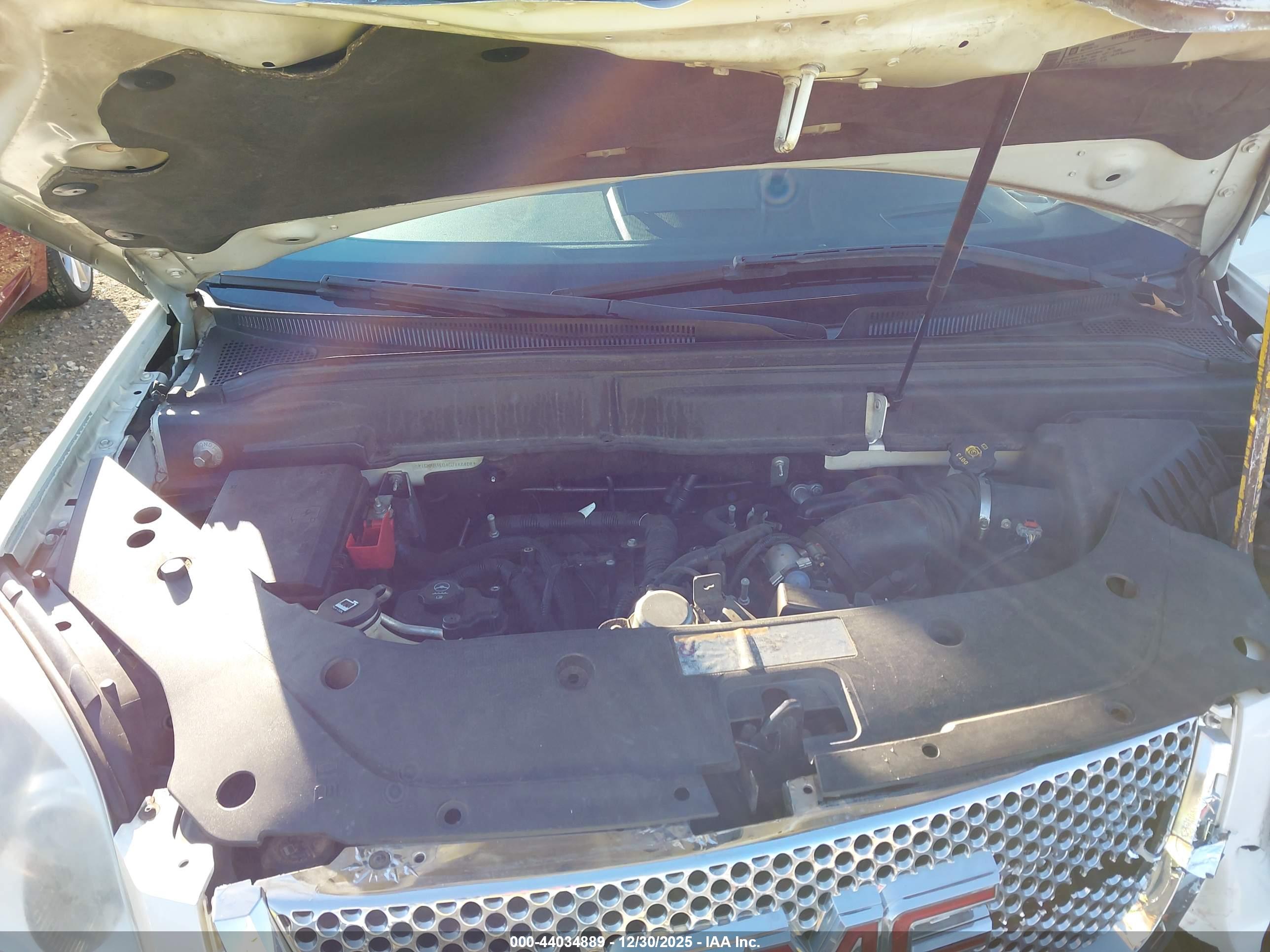 GMC ACADIA image 10