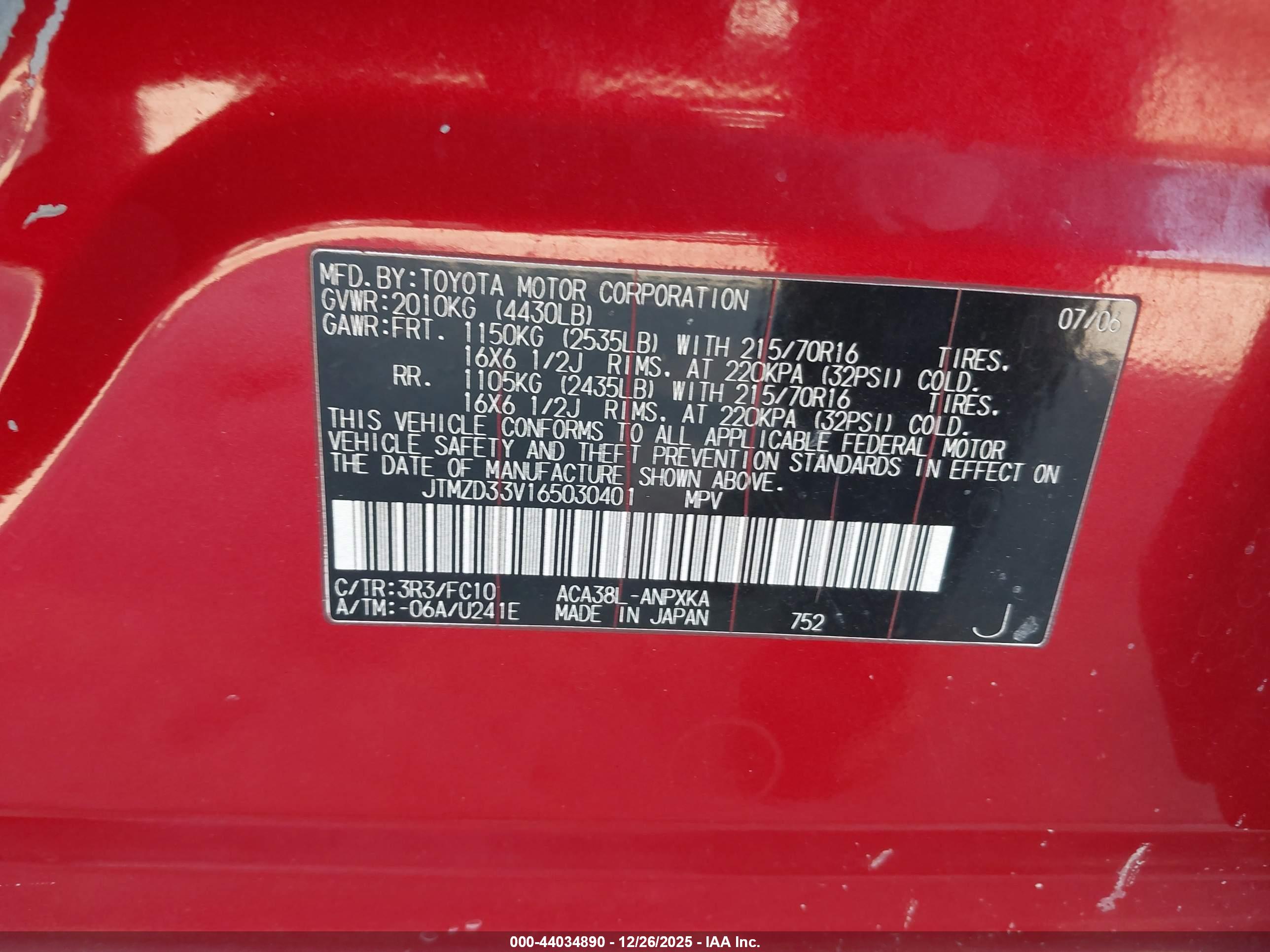 TOYOTA RAV4 image 9