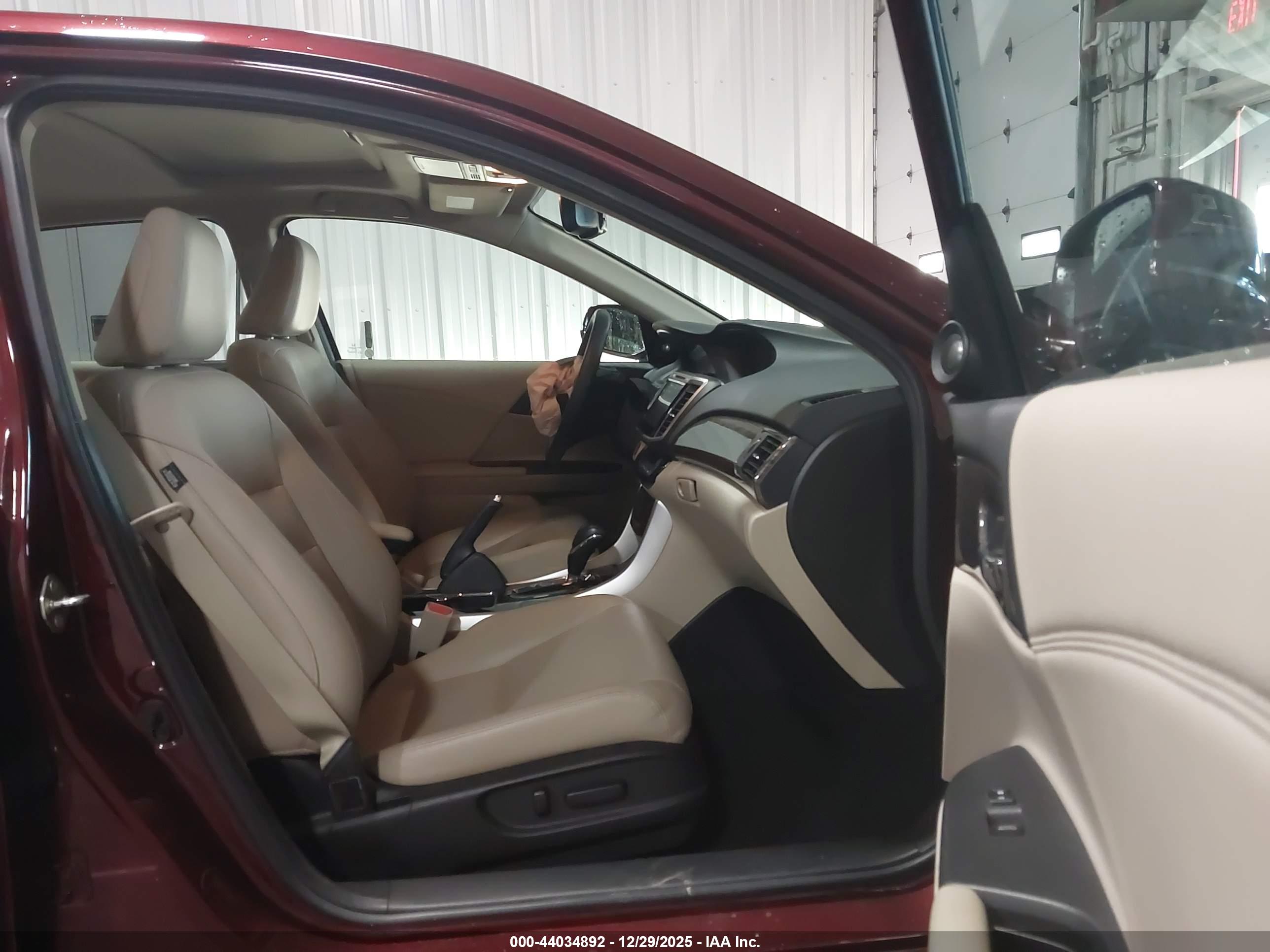 HONDA ACCORD image 5