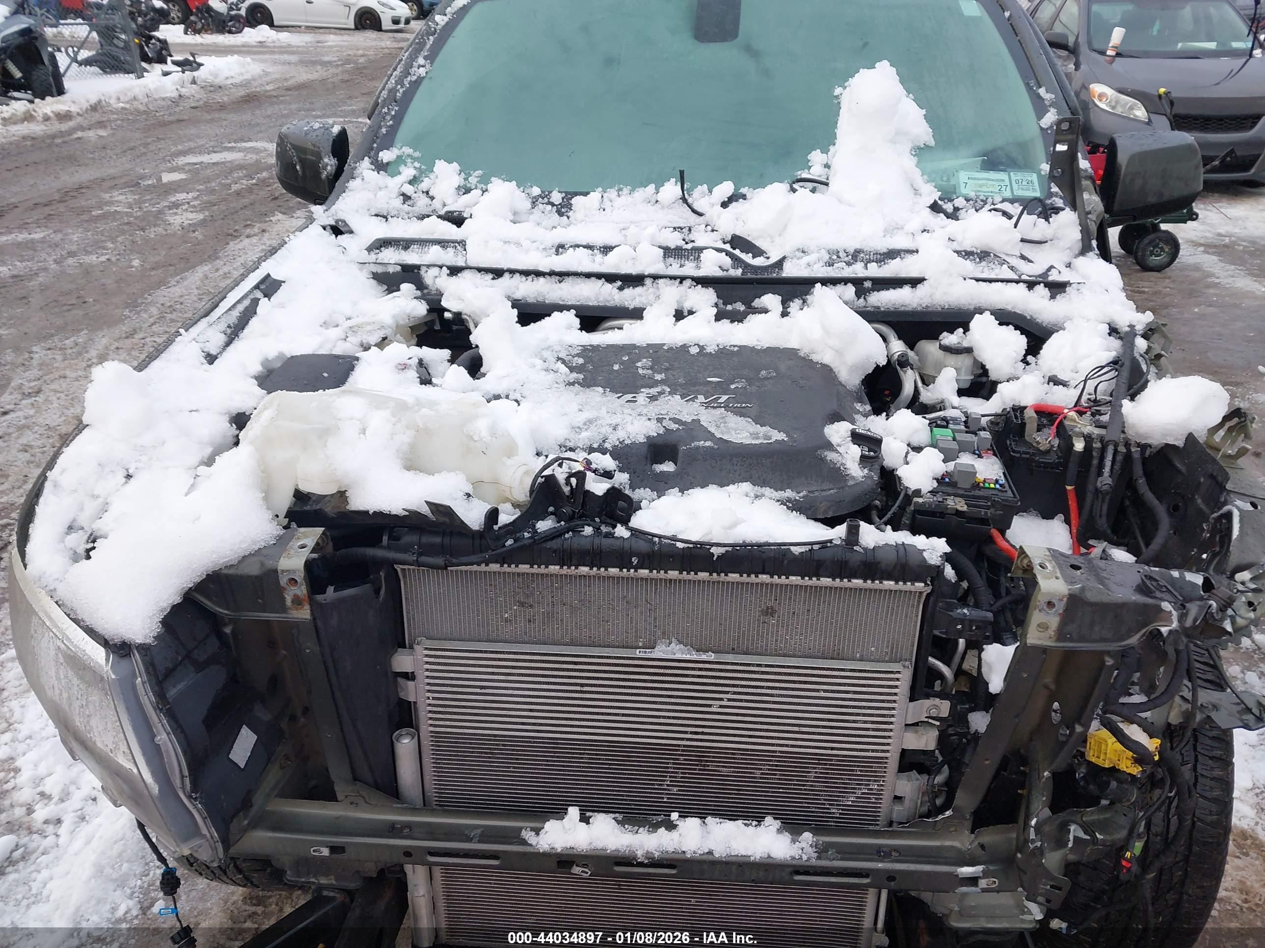 CHEVROLET COLORADO image 10