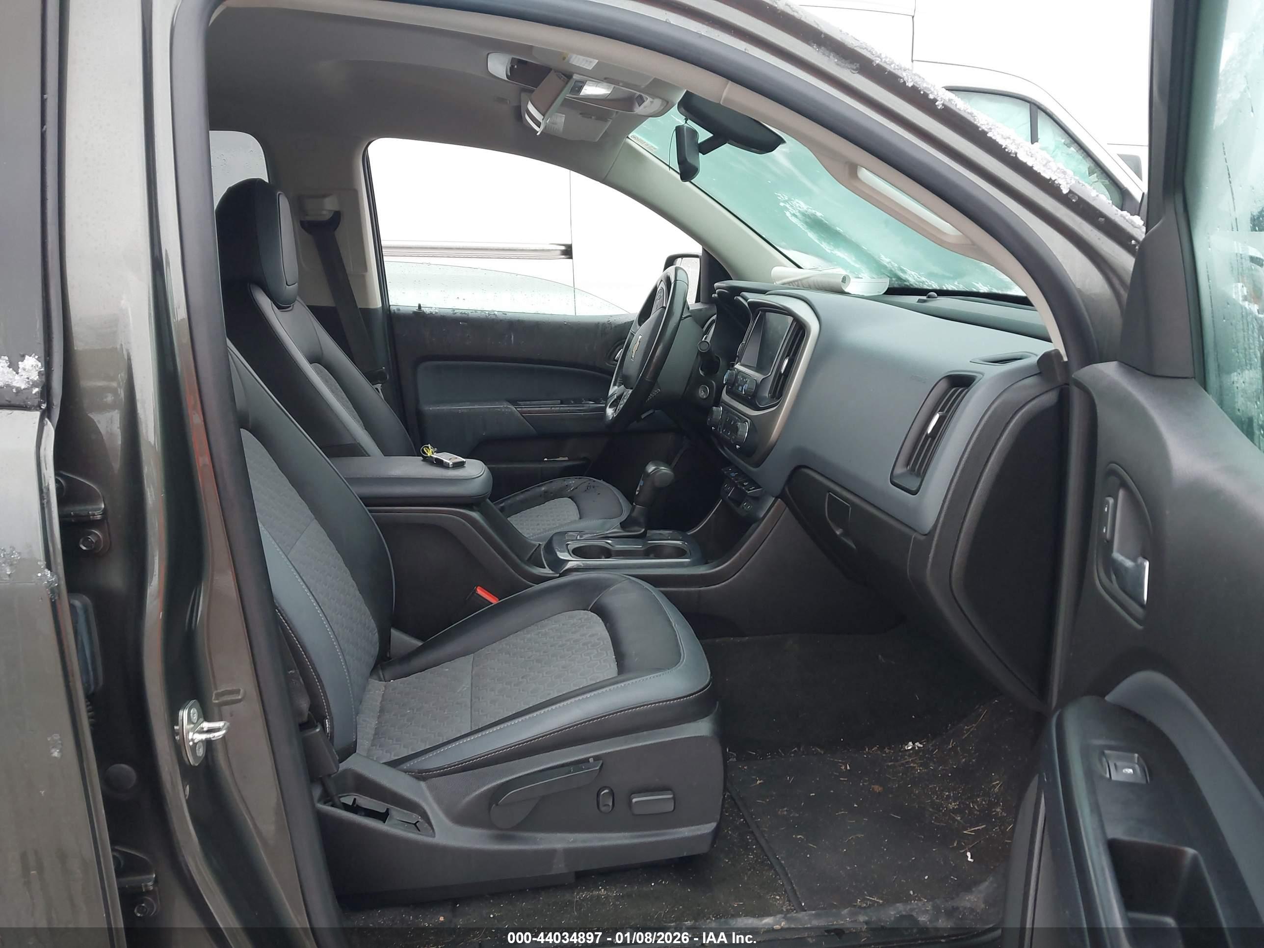 CHEVROLET COLORADO image 5