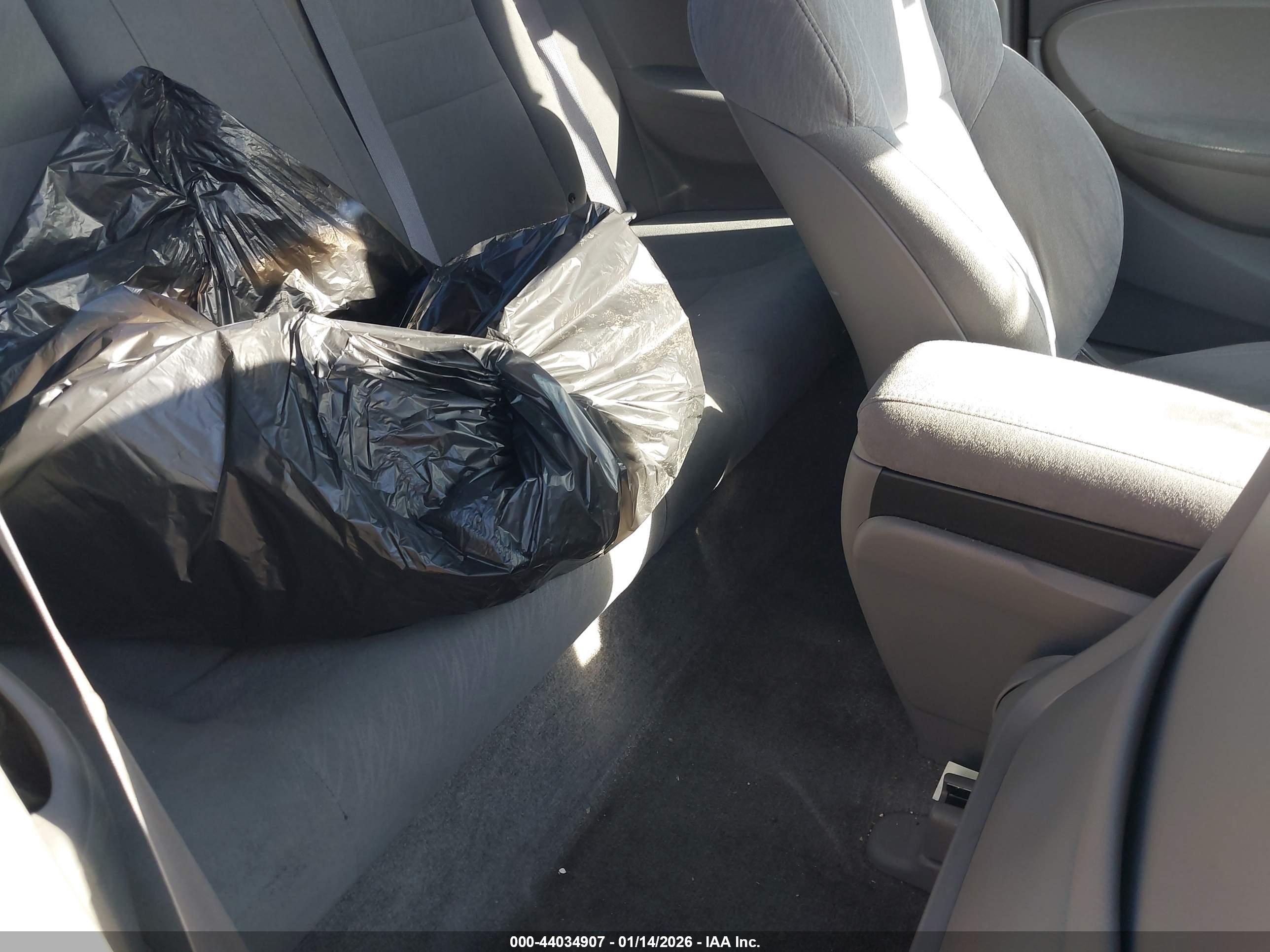 HONDA CIVIC image 8