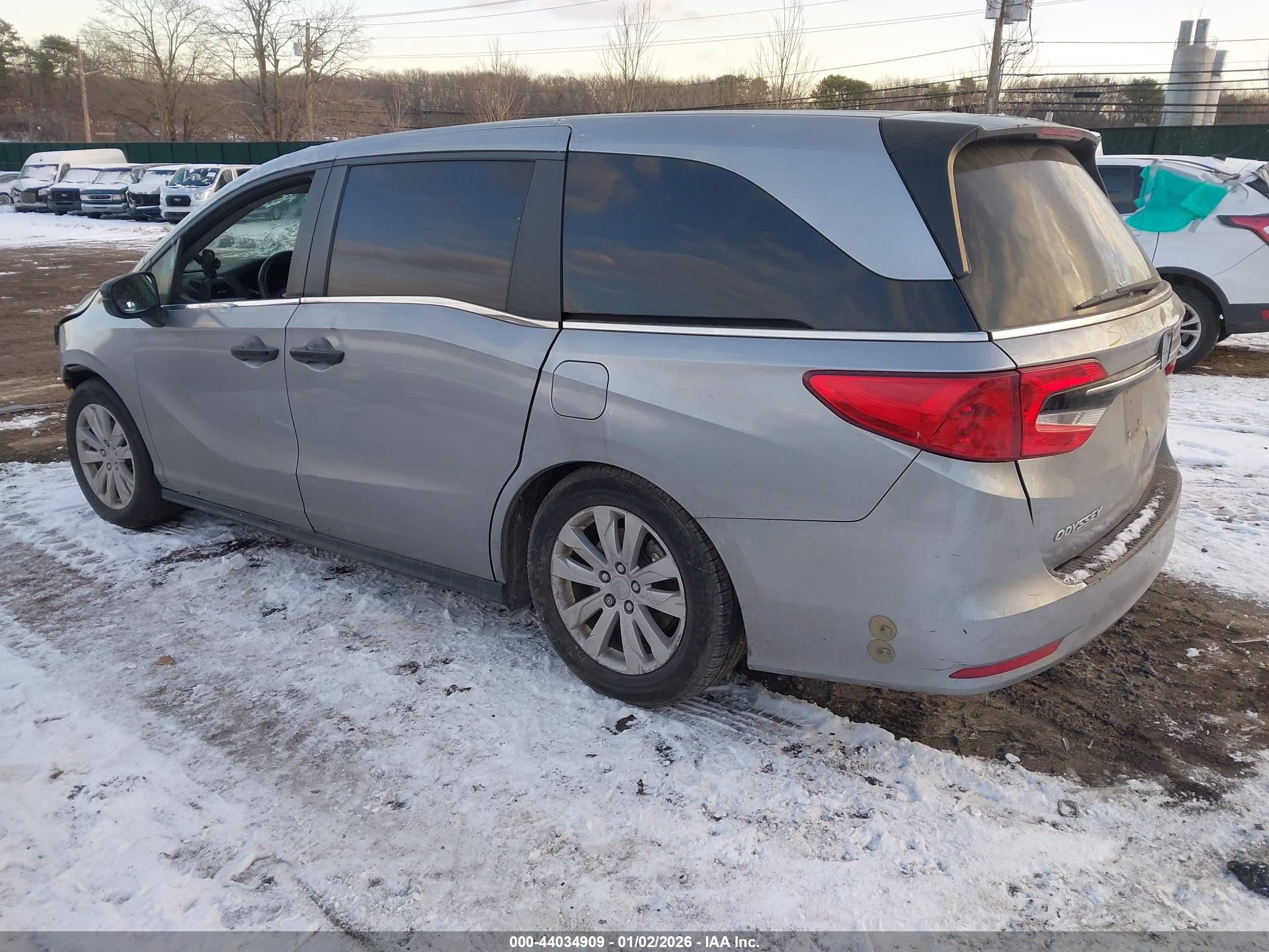 HONDA ODYSSEY image 3