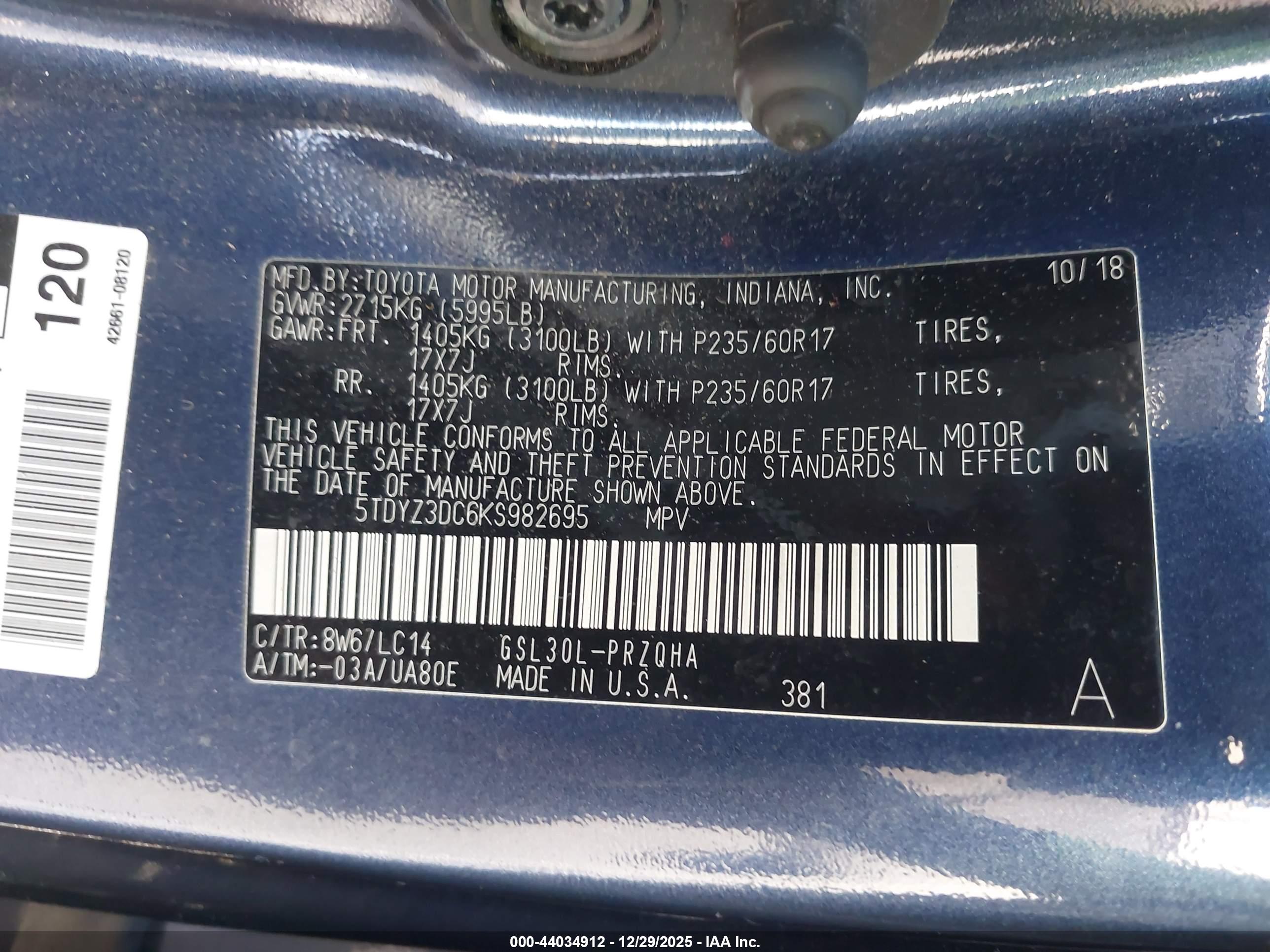 TOYOTA SIENNA image 9