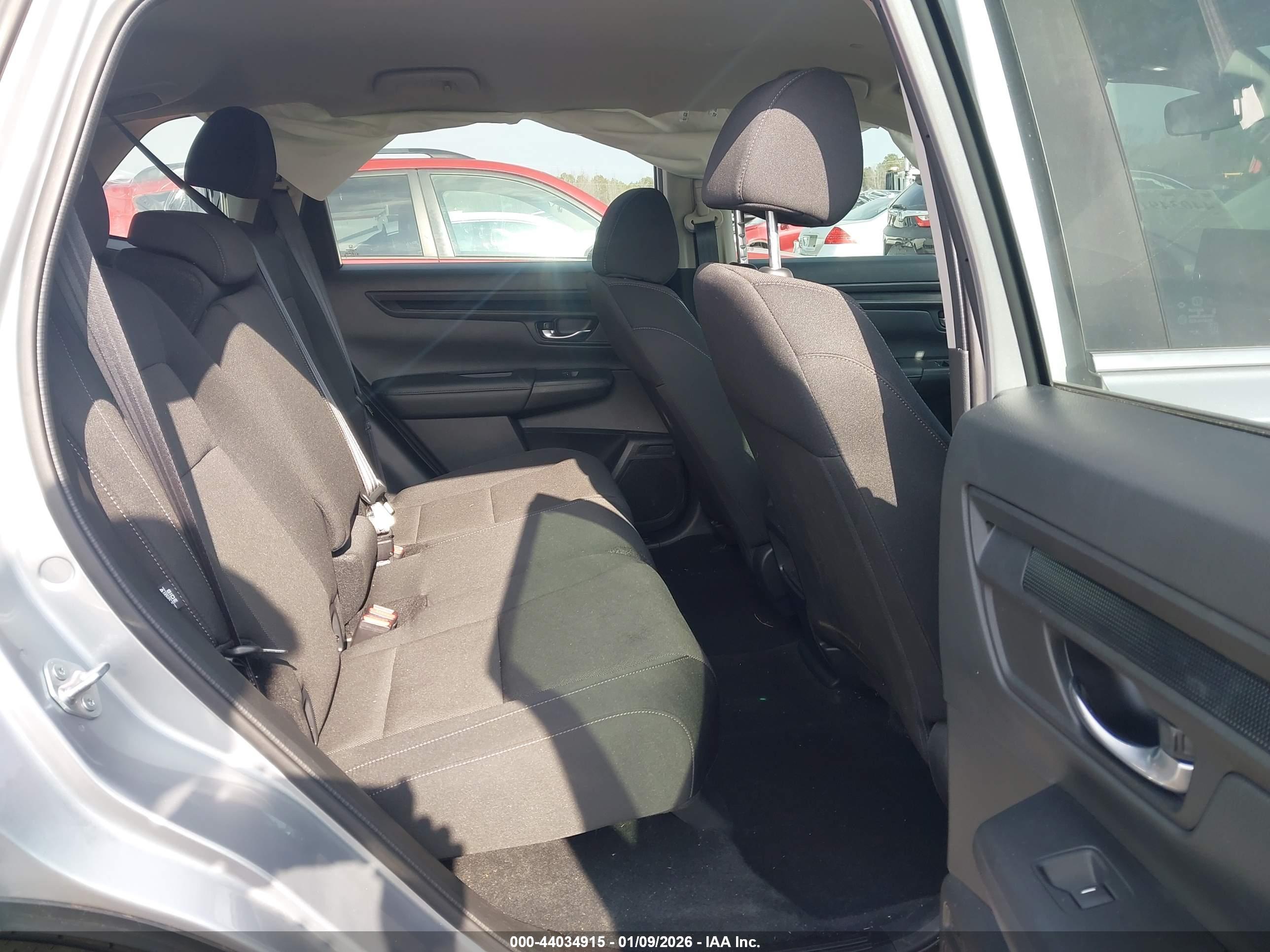 HONDA CR-V image 8
