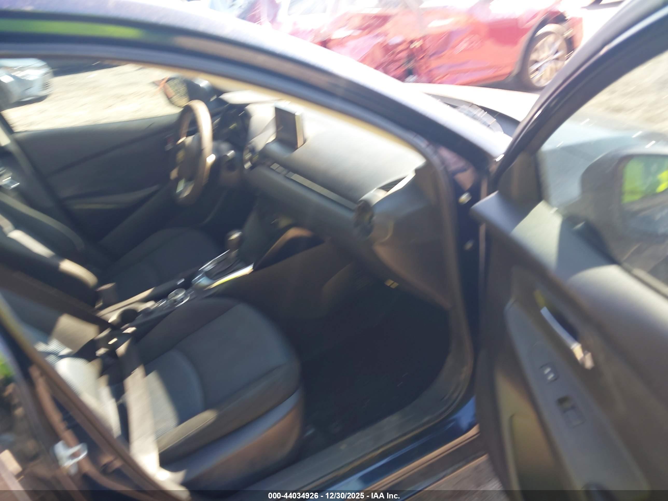 TOYOTA YARIS image 5