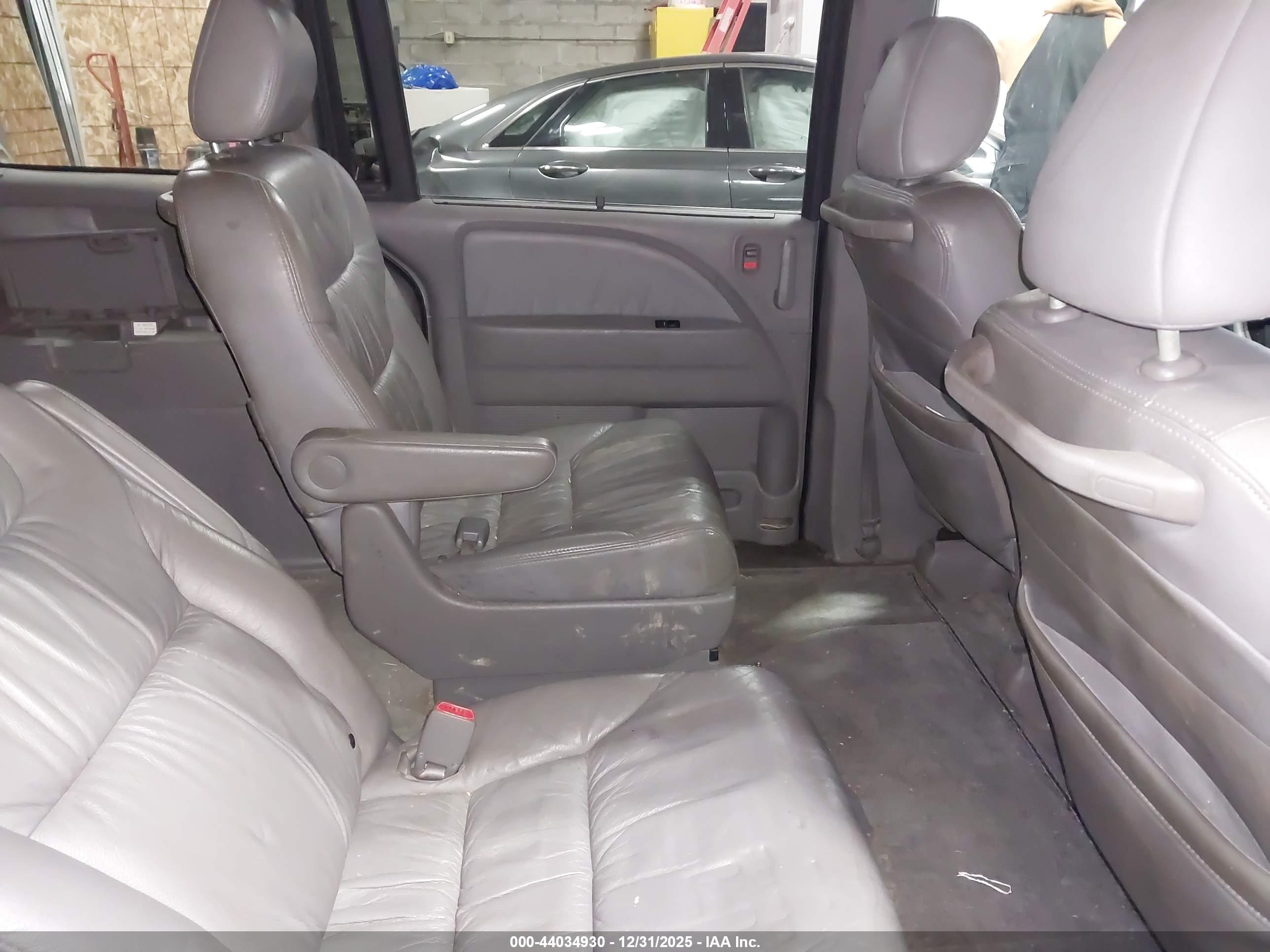 HONDA ODYSSEY image 8