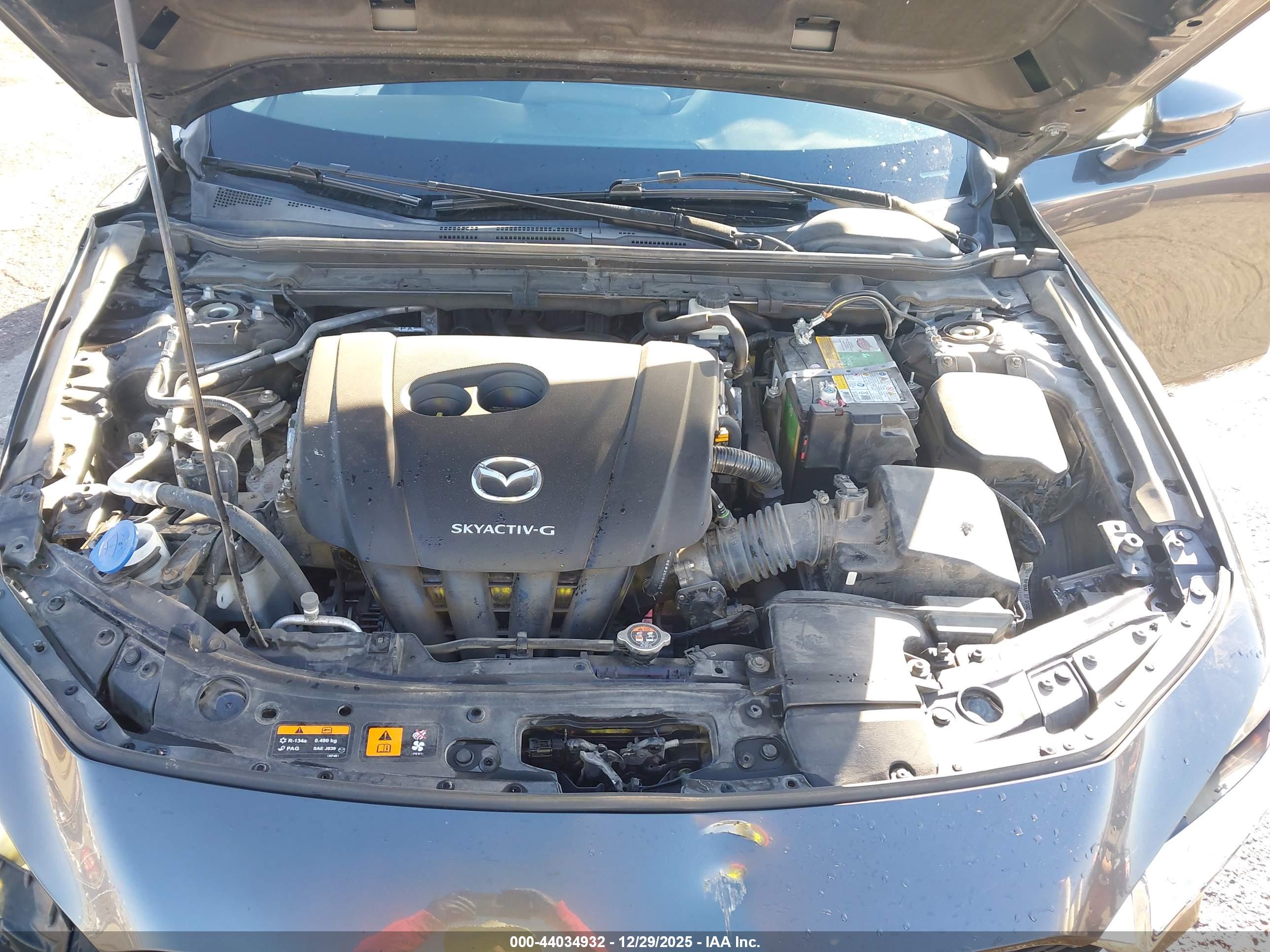 MAZDA MAZDA3 image 10