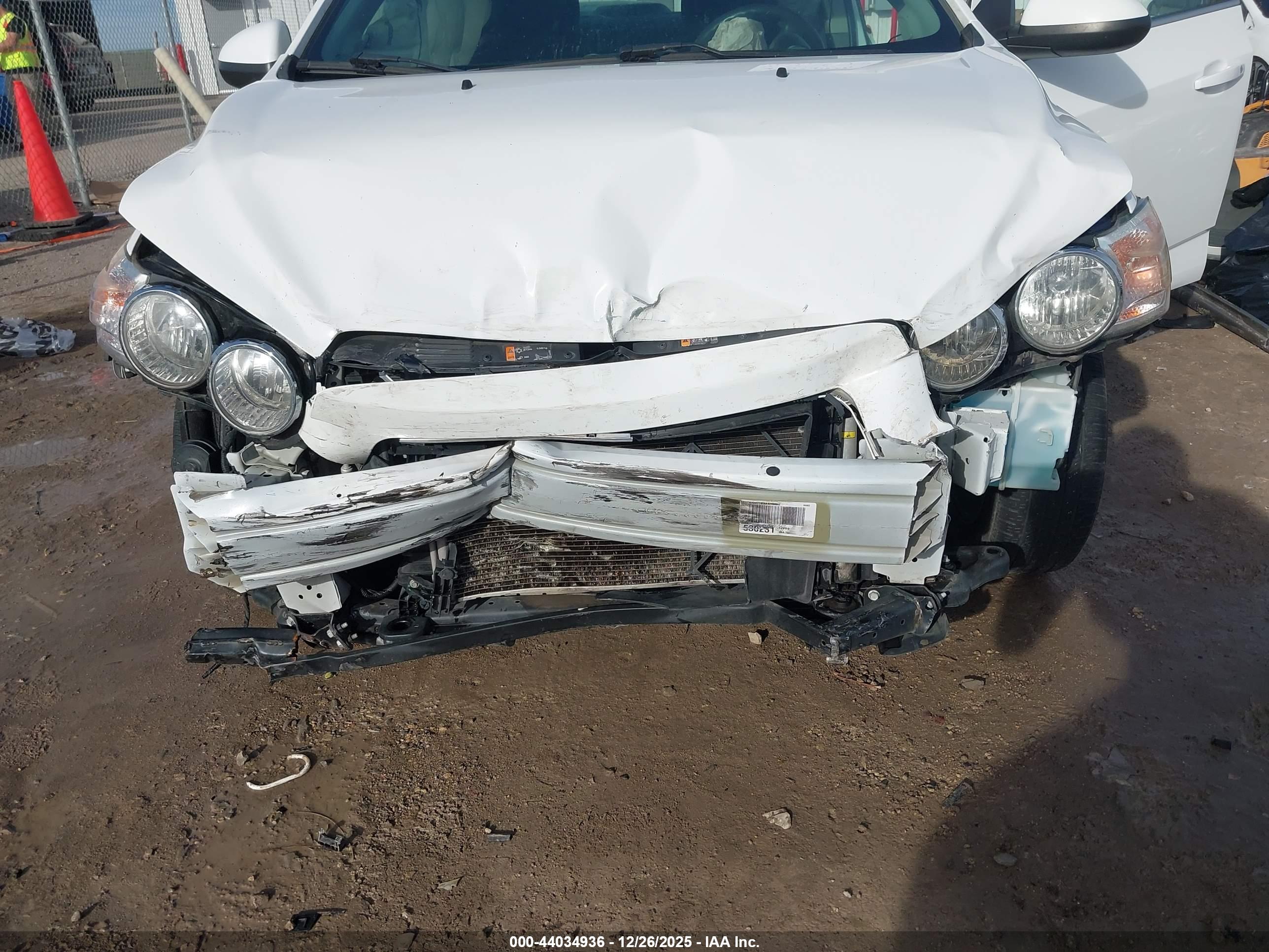 CHEVROLET SONIC image 6