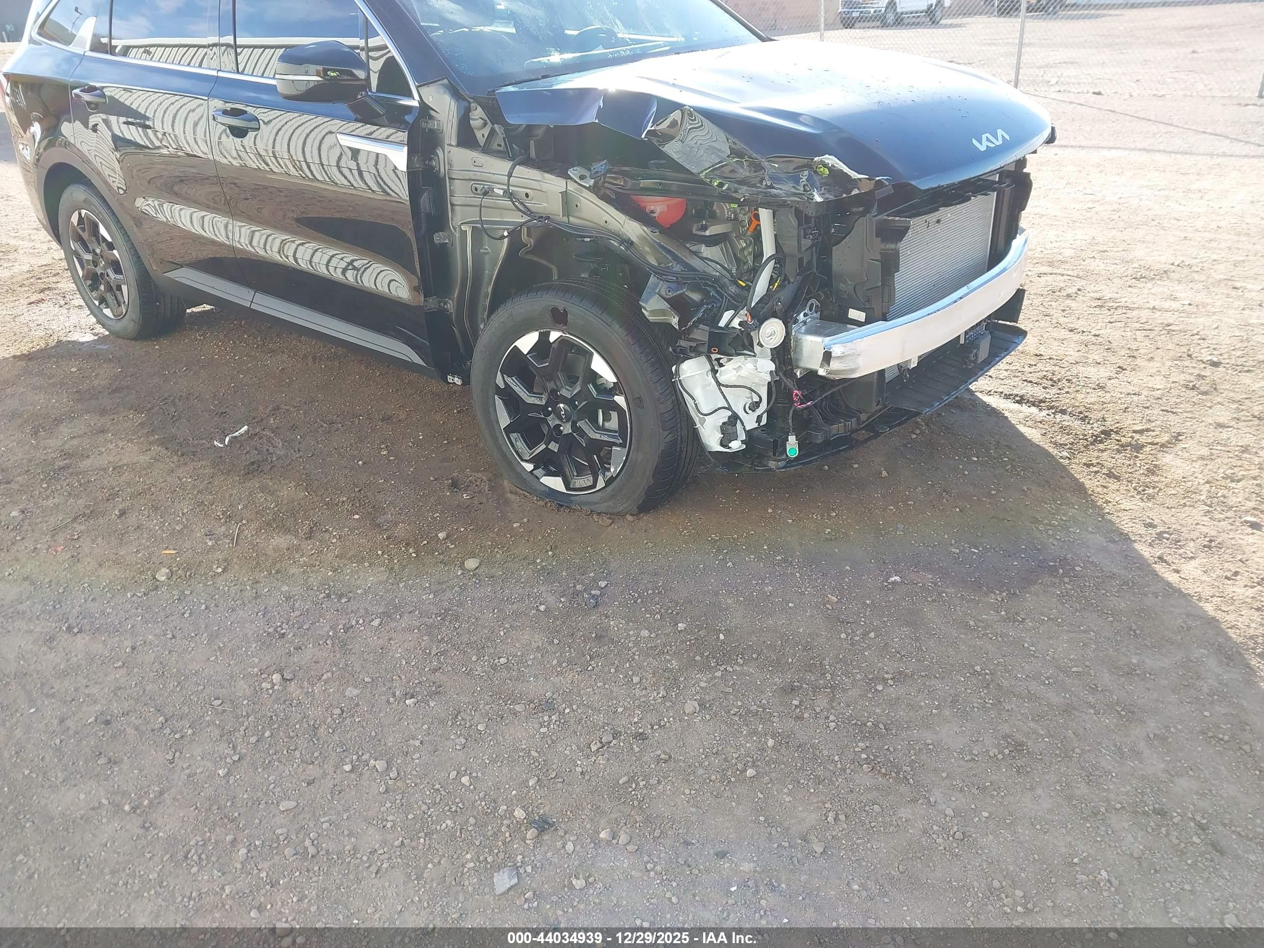 KIA SORENTO image 6