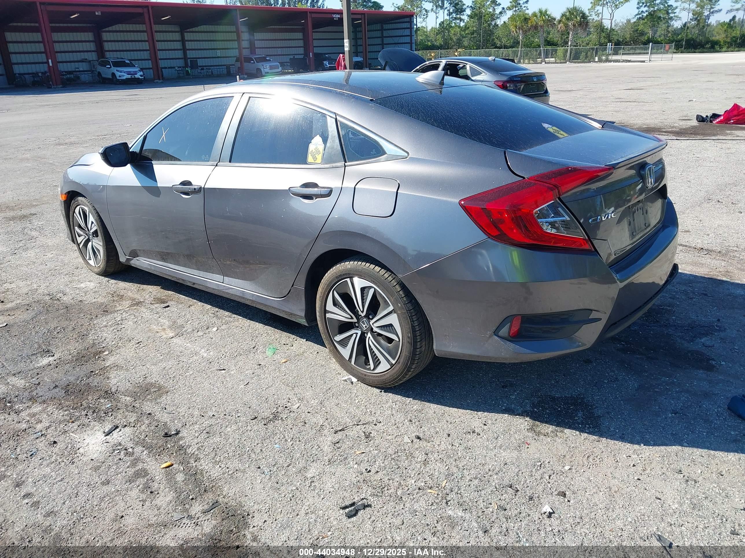 HONDA CIVIC image 3