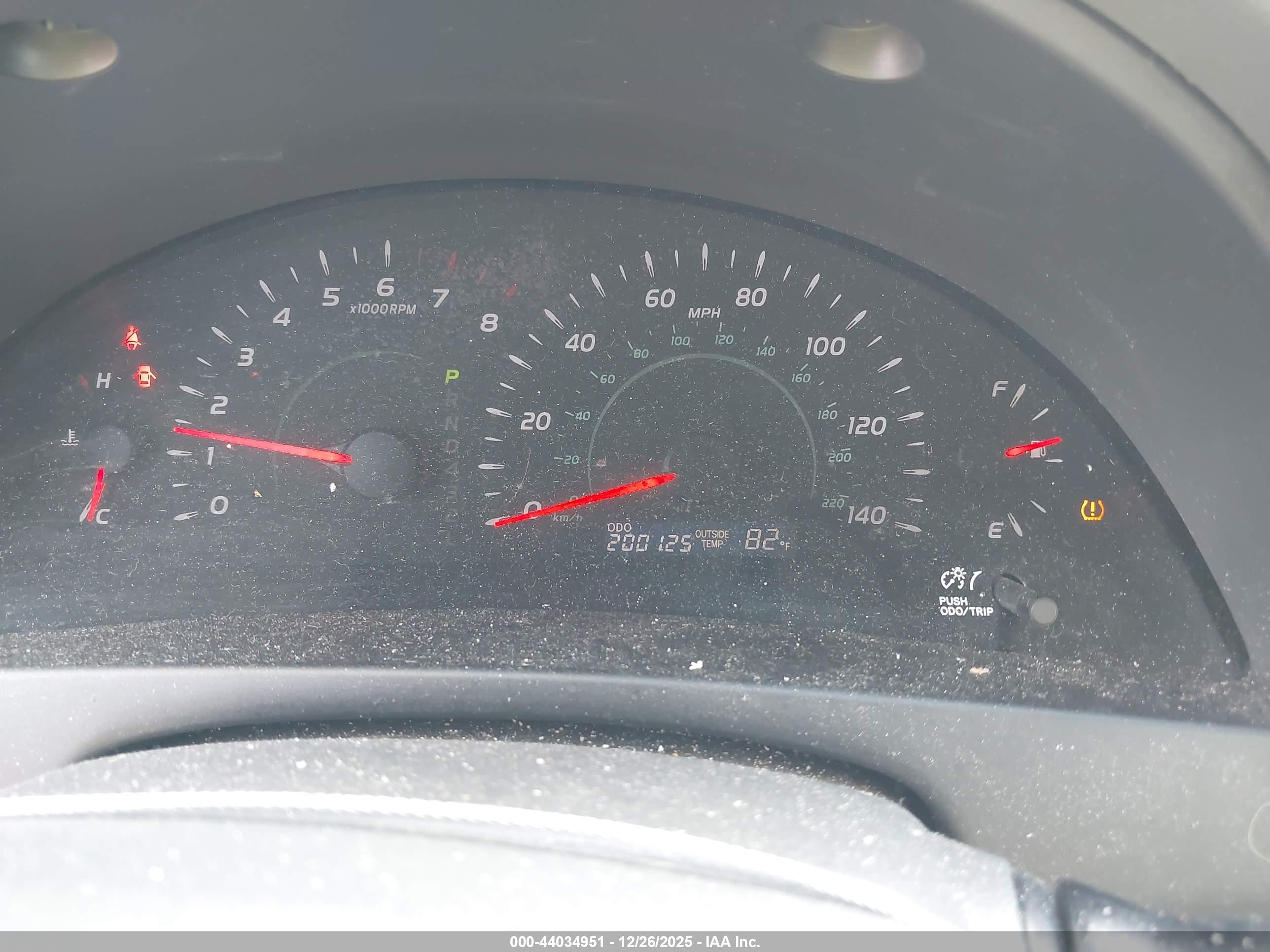 TOYOTA CAMRY image 7
