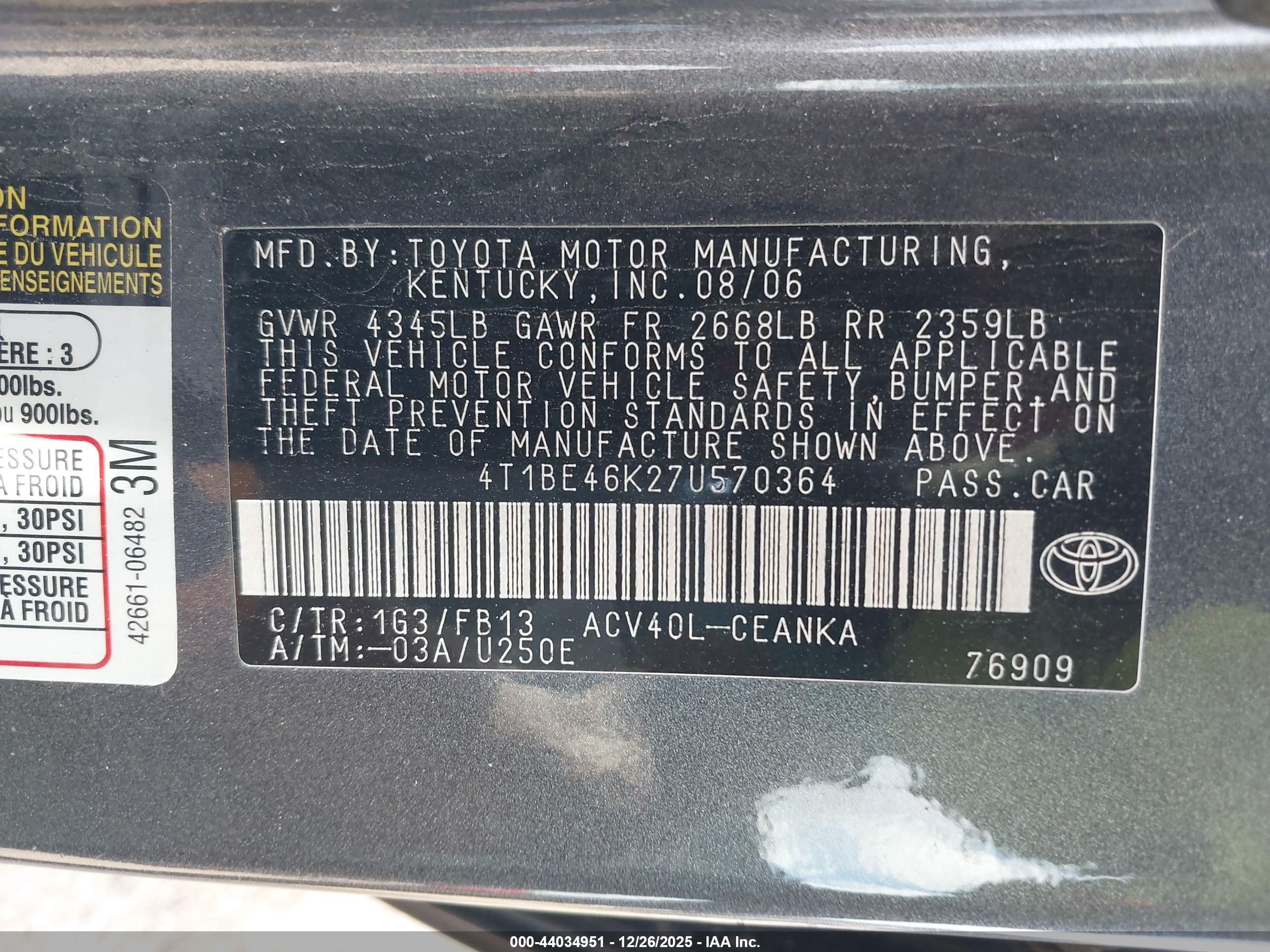 TOYOTA CAMRY image 9