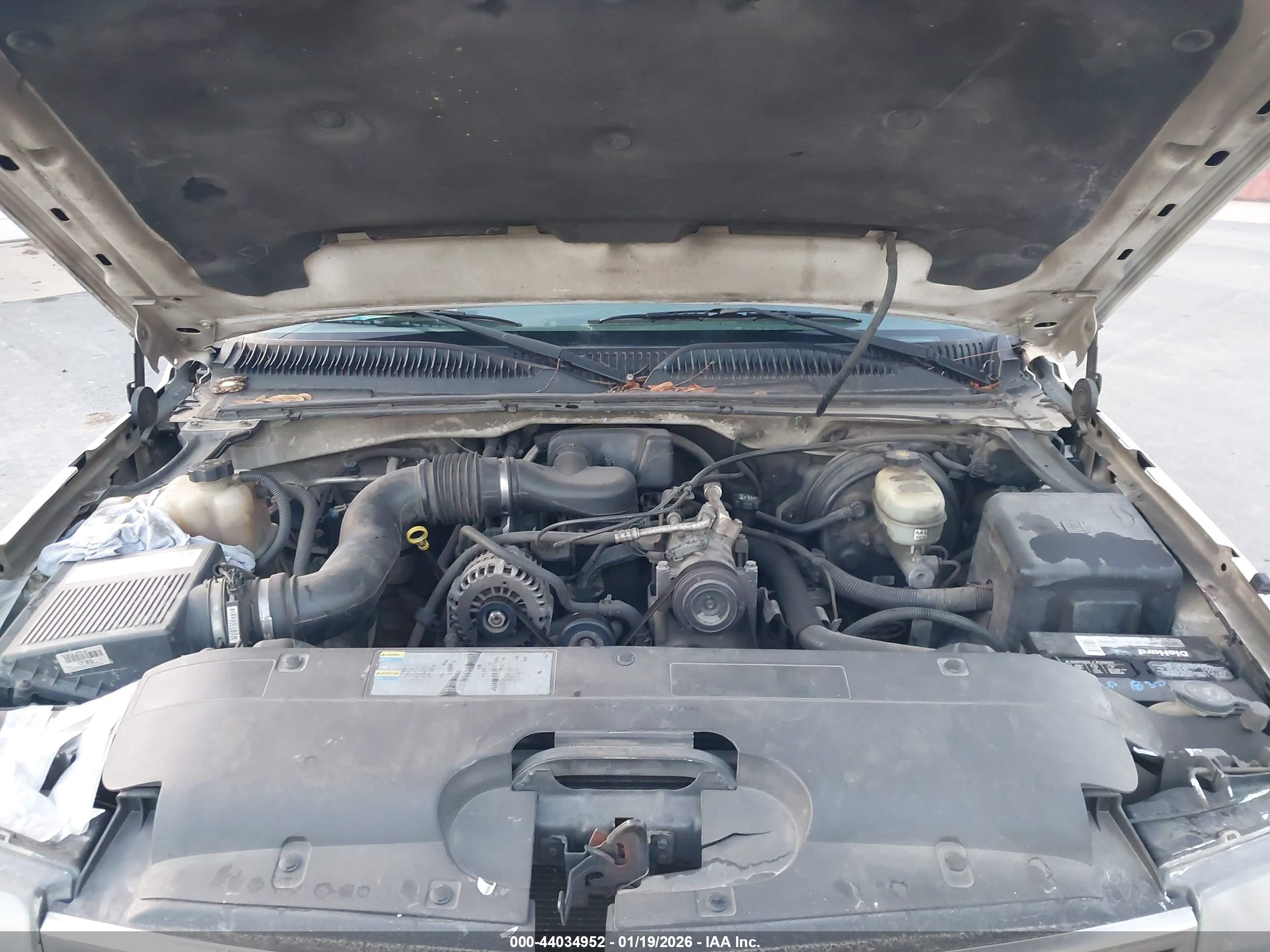 CHEVROLET SILVERADO image 10
